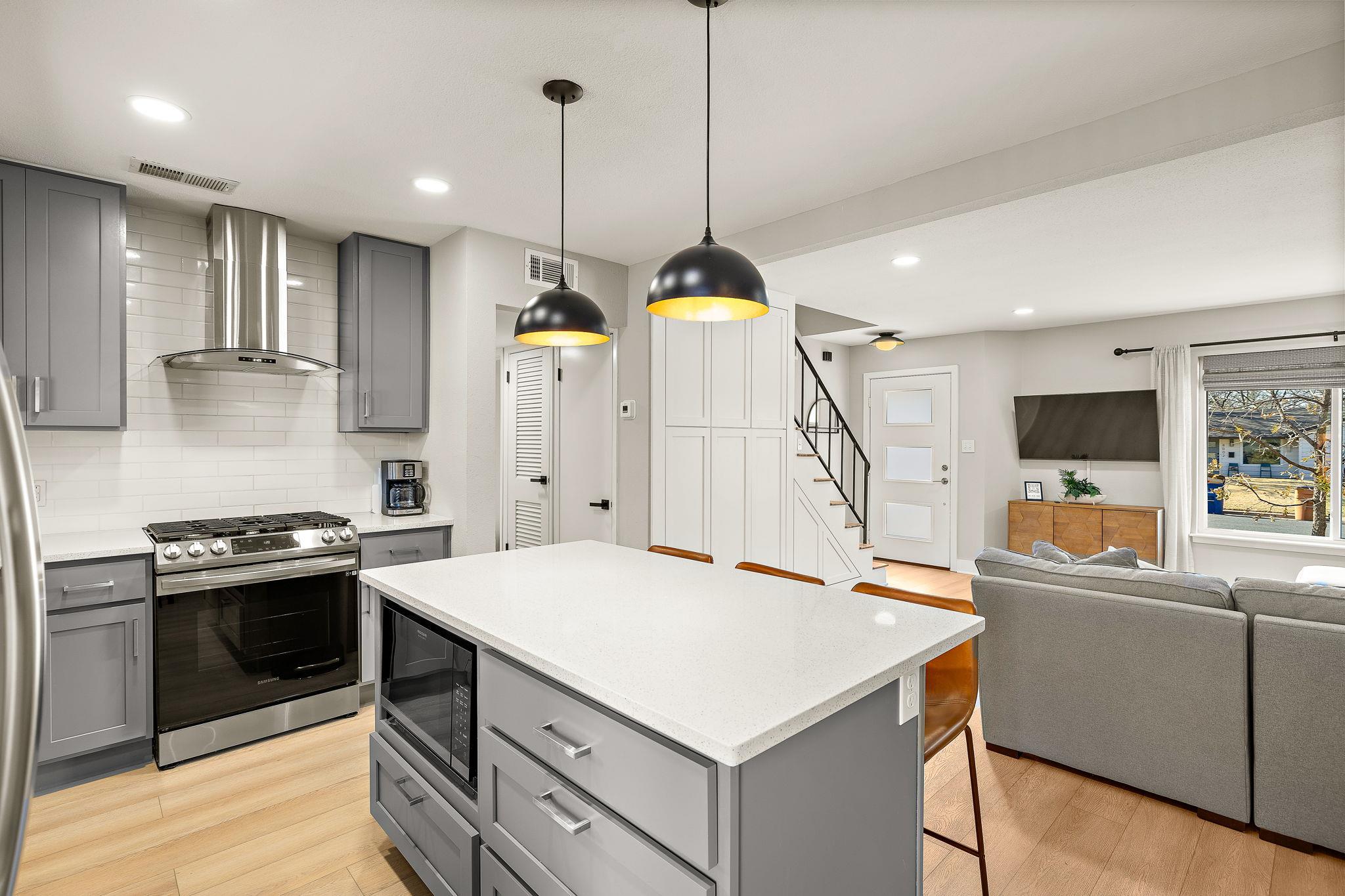 8001 Camden Dr, Austin, TX 78757