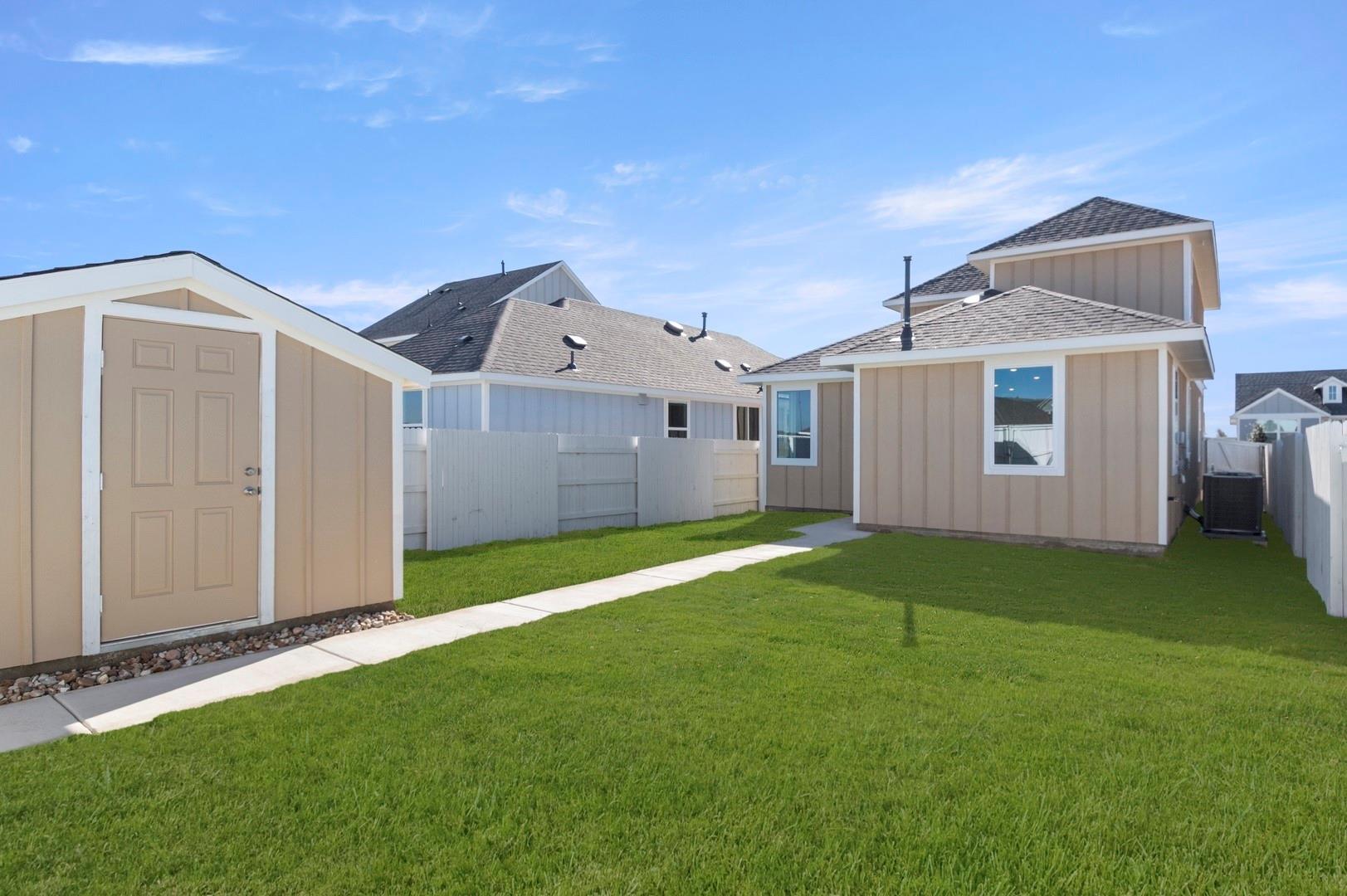 165 Daylily Dr, Elgin, TX 78621