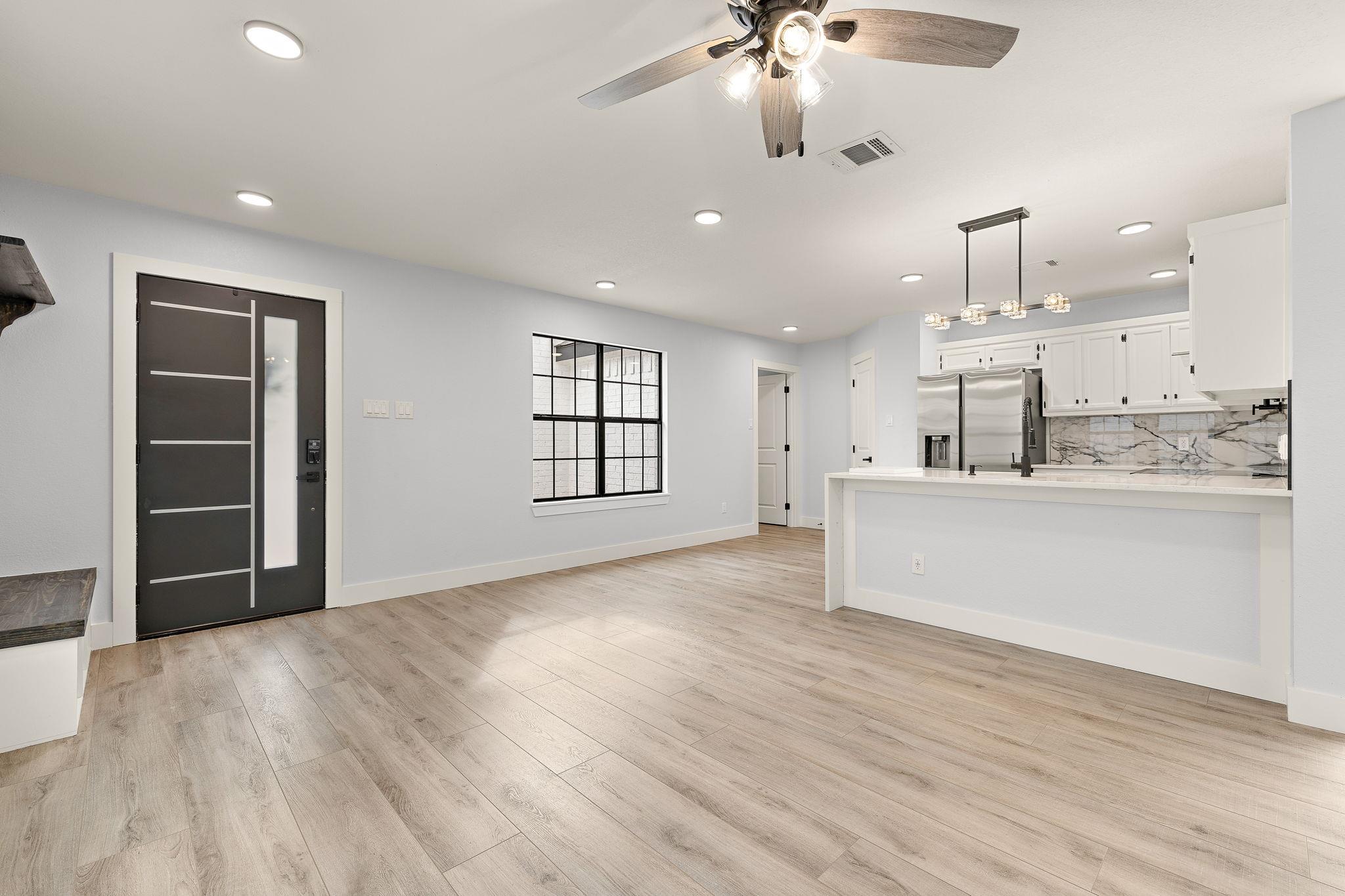 845 Topaz Ln, Leander, TX 78641