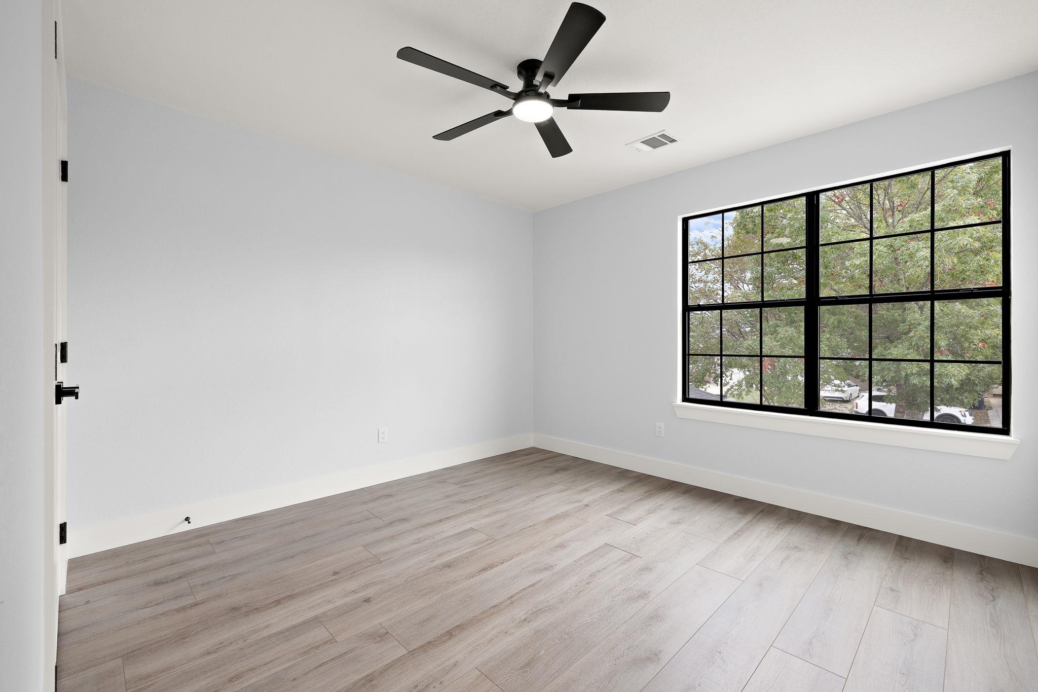 845 Topaz Ln, Leander, TX 78641