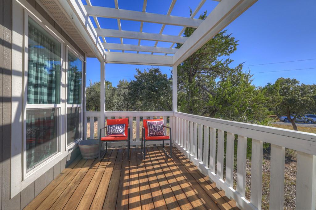 270 Lakewood Ct, Canyon Lake, TX 78133