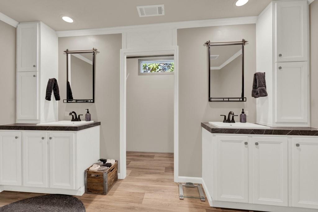 270 Lakewood Ct, Canyon Lake, TX 78133