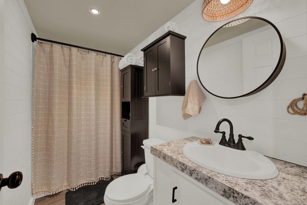 270 Lakewood Ct, Canyon Lake, TX 78133