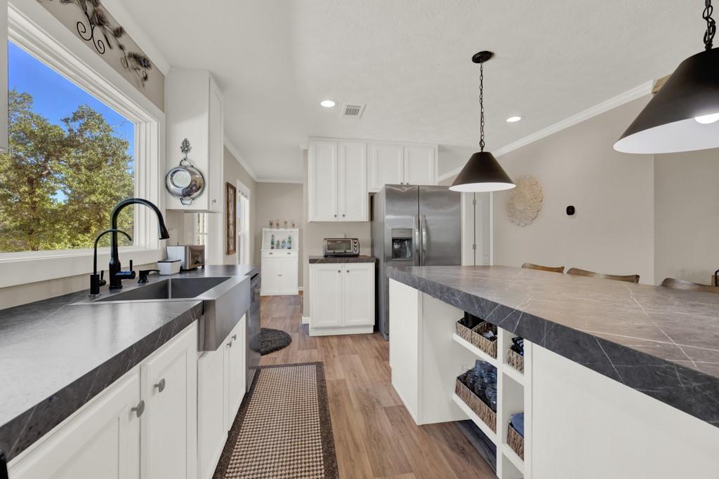 270 Lakewood Ct, Canyon Lake, TX 78133