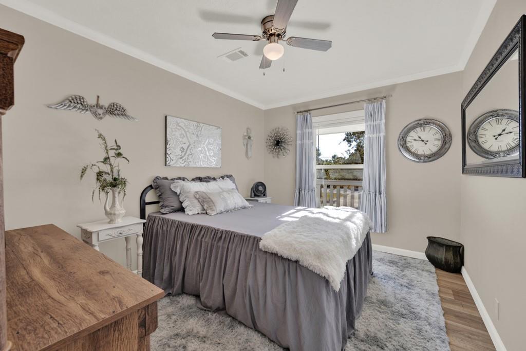 270 Lakewood Ct, Canyon Lake, TX 78133