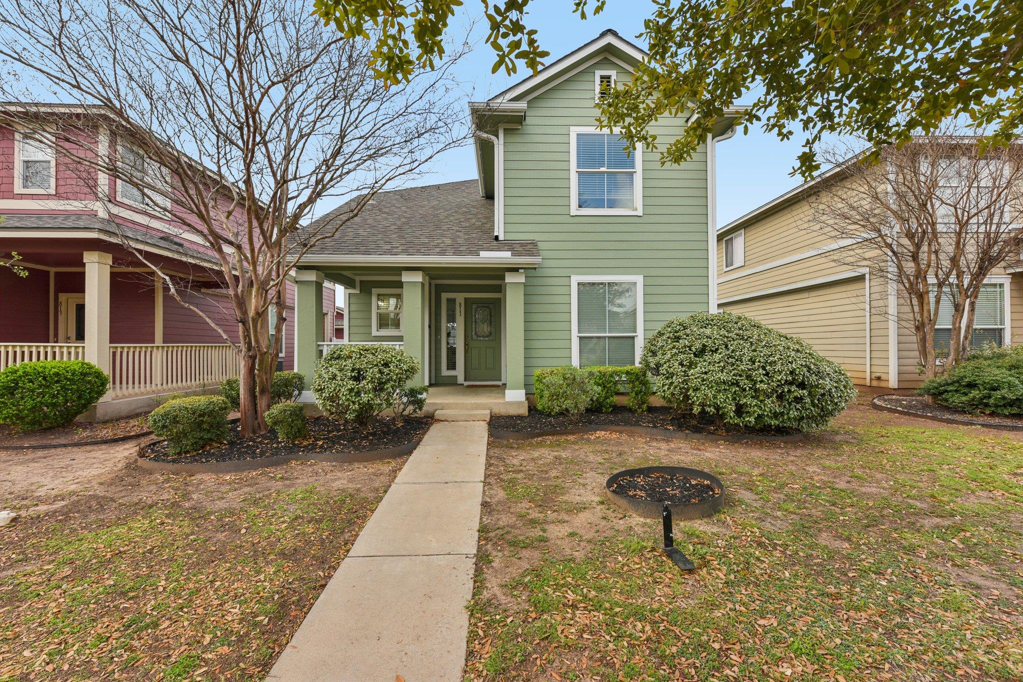 811 Craters Of The Moon Blvd, Pflugerville, TX 78660