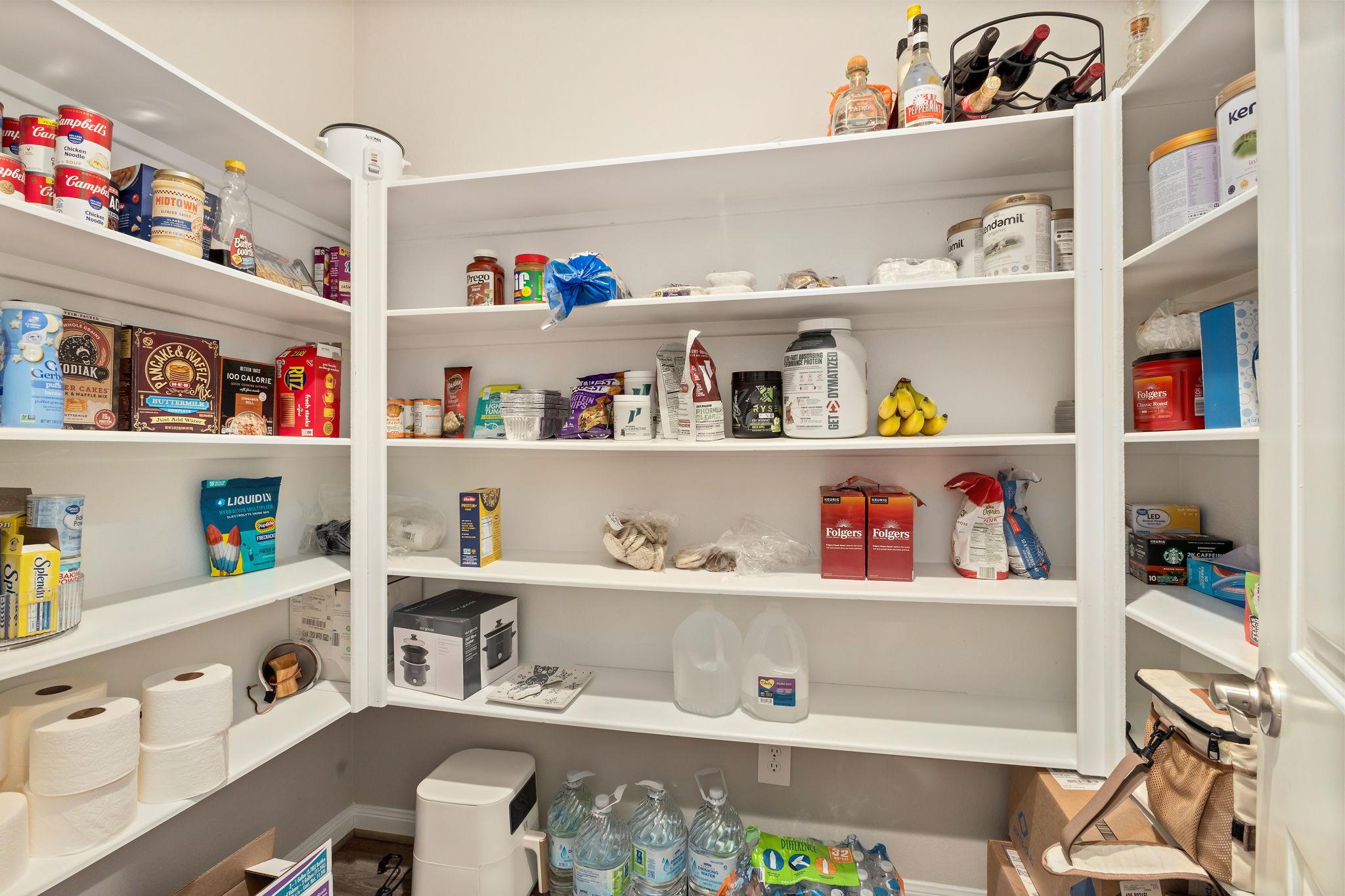 111 Fosters Branch Dr, Schulenburg, TX 78956