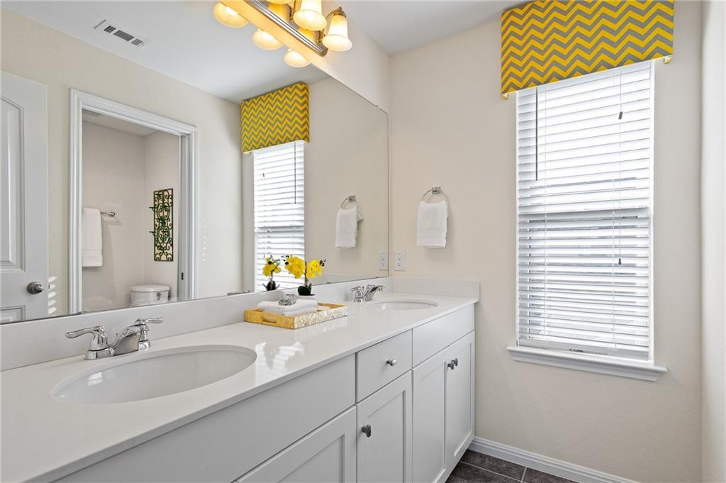 151 Diamond Point Dr, Dripping Springs, TX 78620