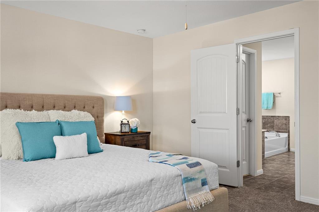 151 Diamond Point Dr, Dripping Springs, TX 78620