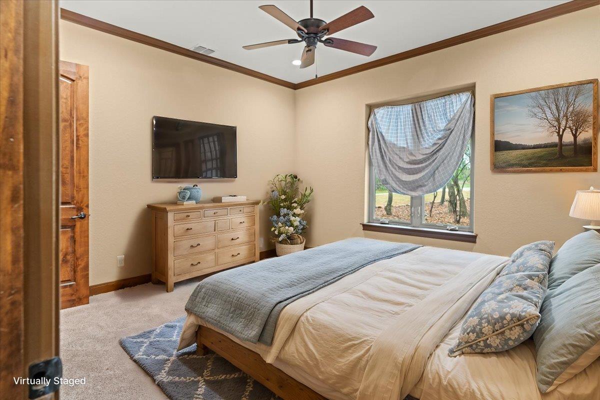 1951 Bridlewood Ranches Dr, San Marcos, TX 78666