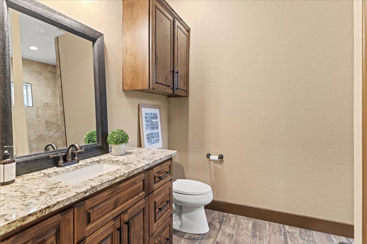 1951 Bridlewood Ranches Dr, San Marcos, TX 78666