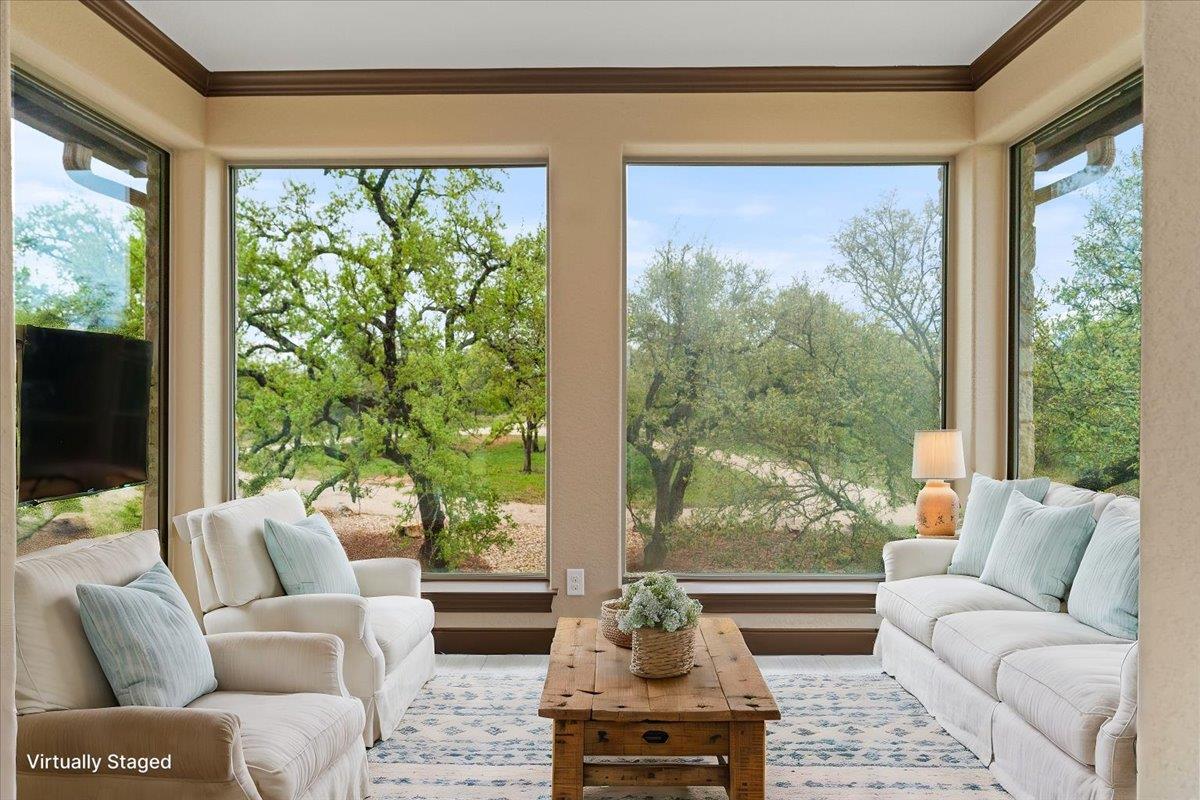 1951 Bridlewood Ranches Dr, San Marcos, TX 78666