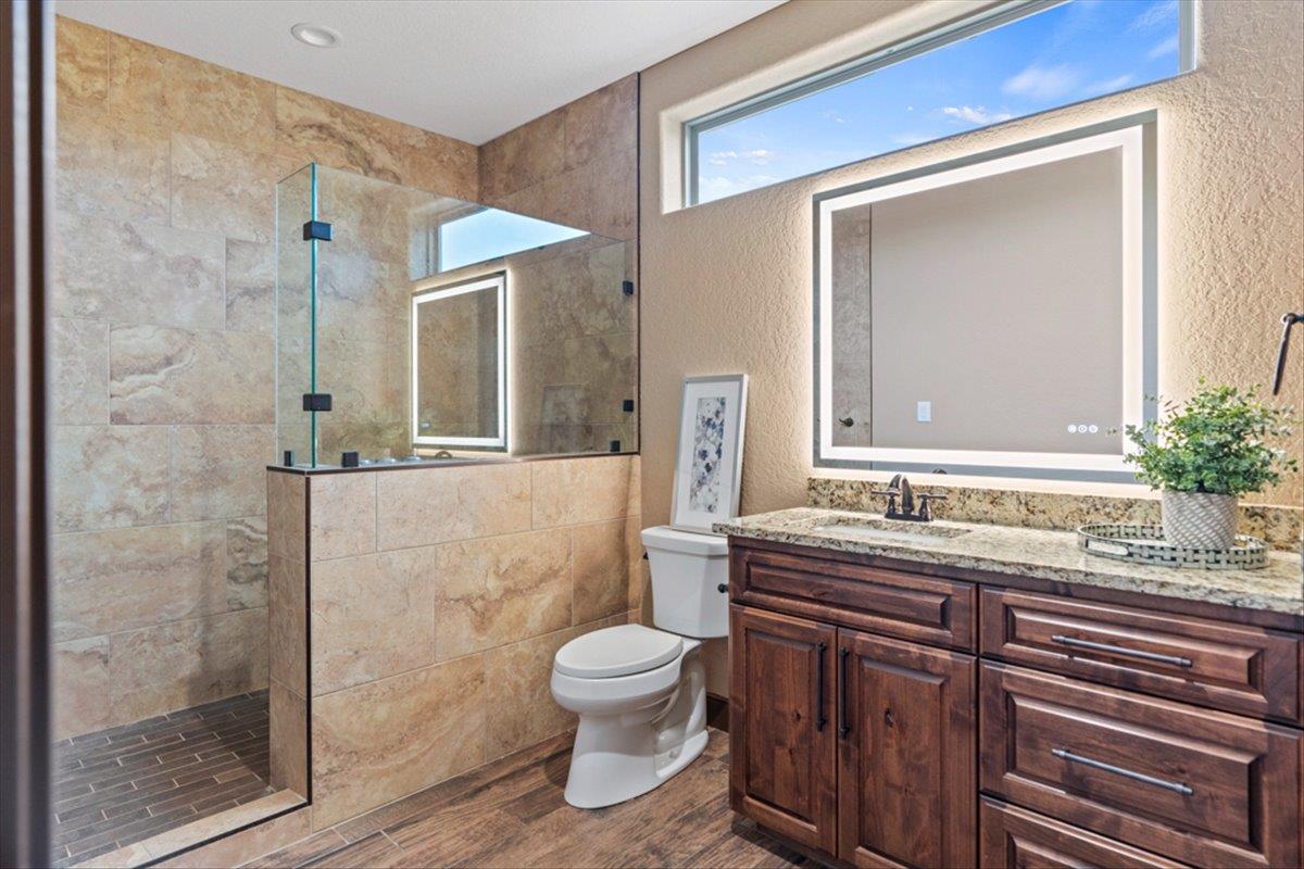 1951 Bridlewood Ranches Dr, San Marcos, TX 78666