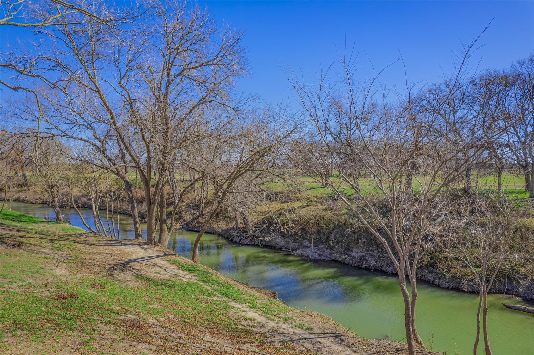 2151 County Road 429, Rockdale, TX 76567