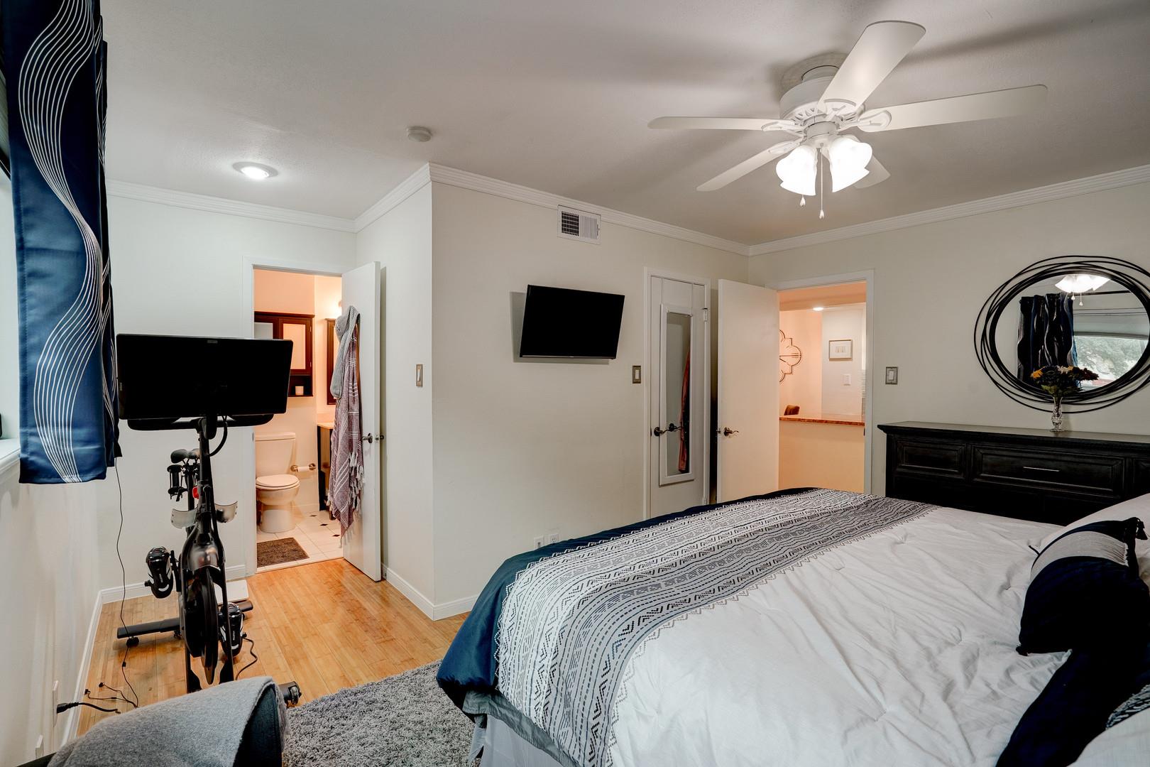 7920 Rockwood Ln # 128, Austin, TX 78757