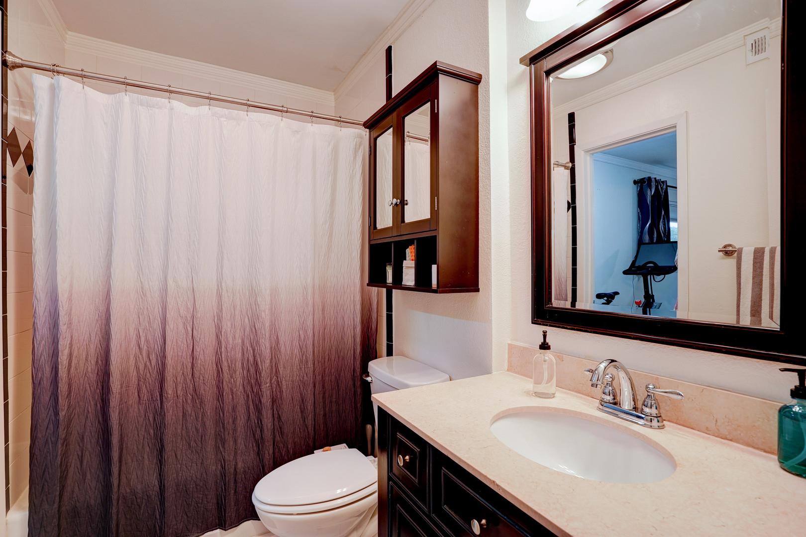 7920 Rockwood Ln # 128, Austin, TX 78757