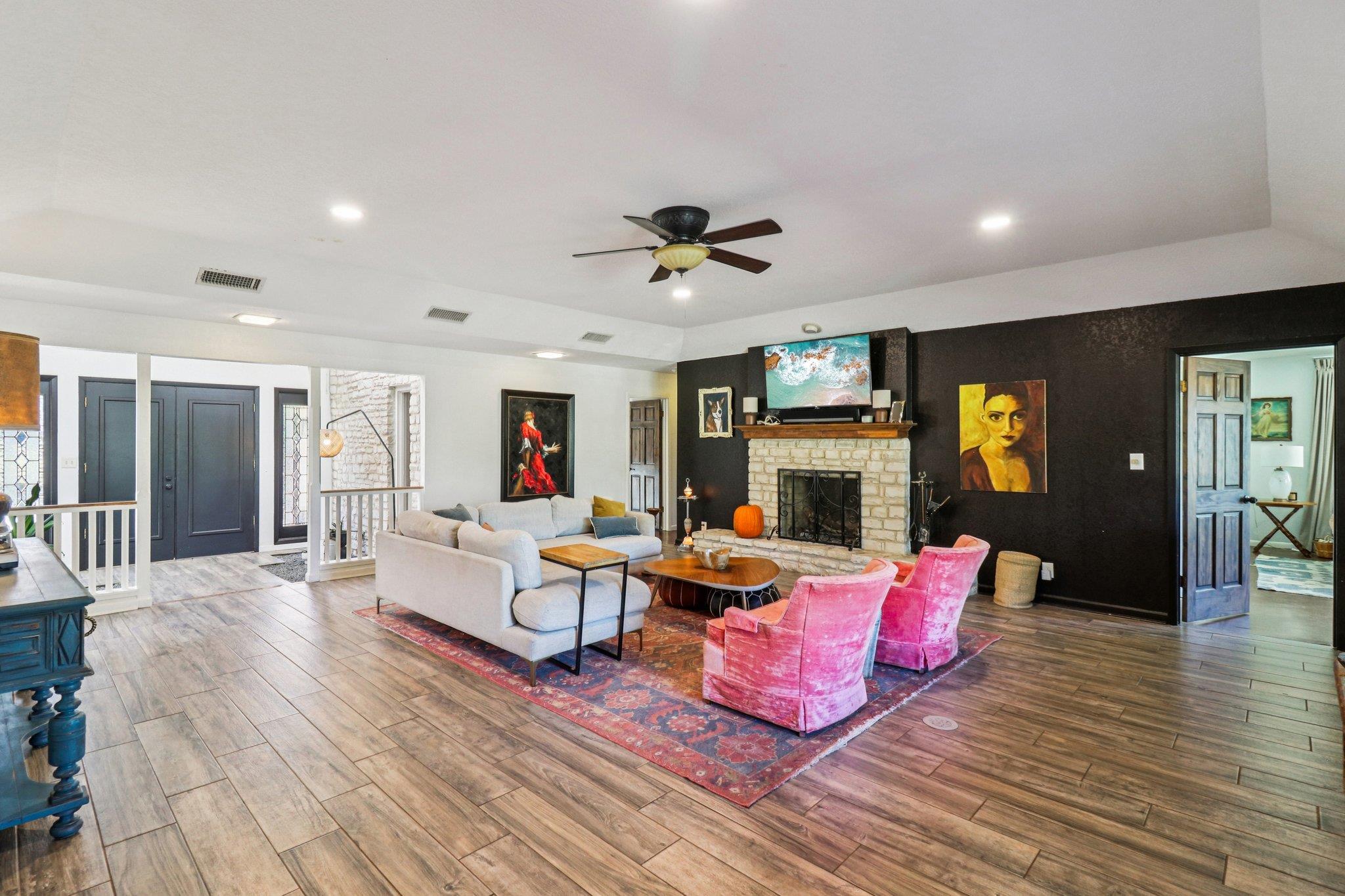 205 Northwood Hills Dr Dr, Fredericksburg, TX 78624