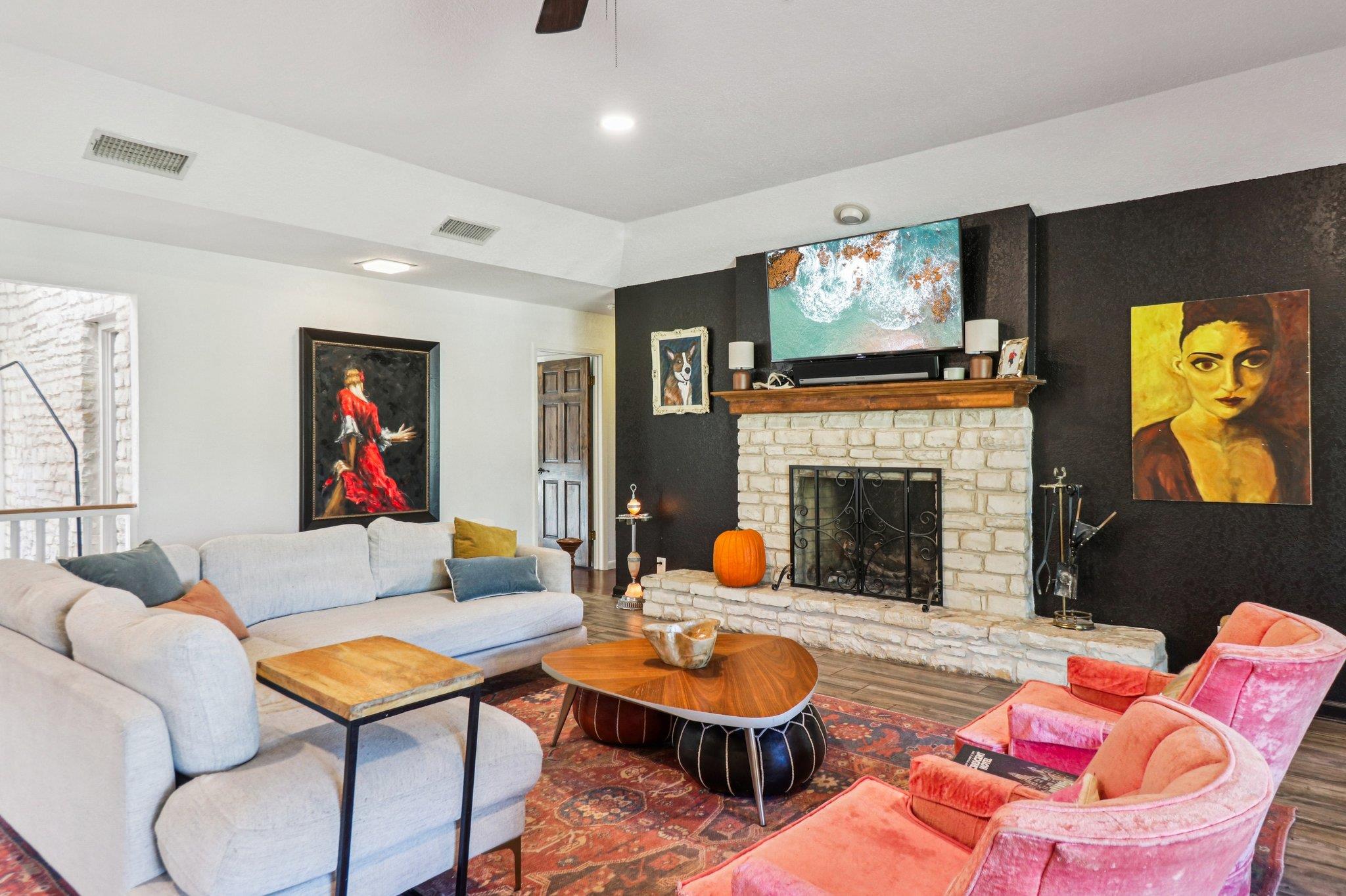 205 Northwood Hills Dr Dr, Fredericksburg, TX 78624