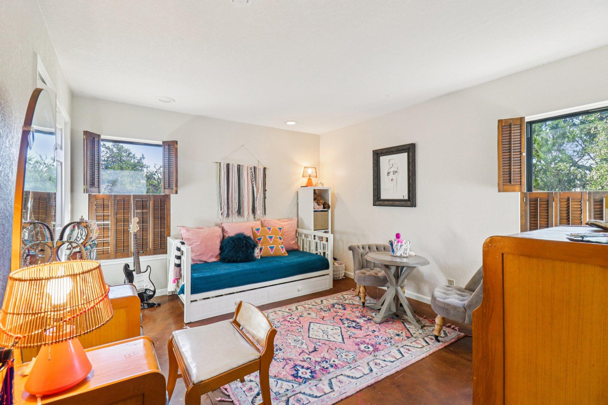 205 Northwood Hills Dr Dr, Fredericksburg, TX 78624