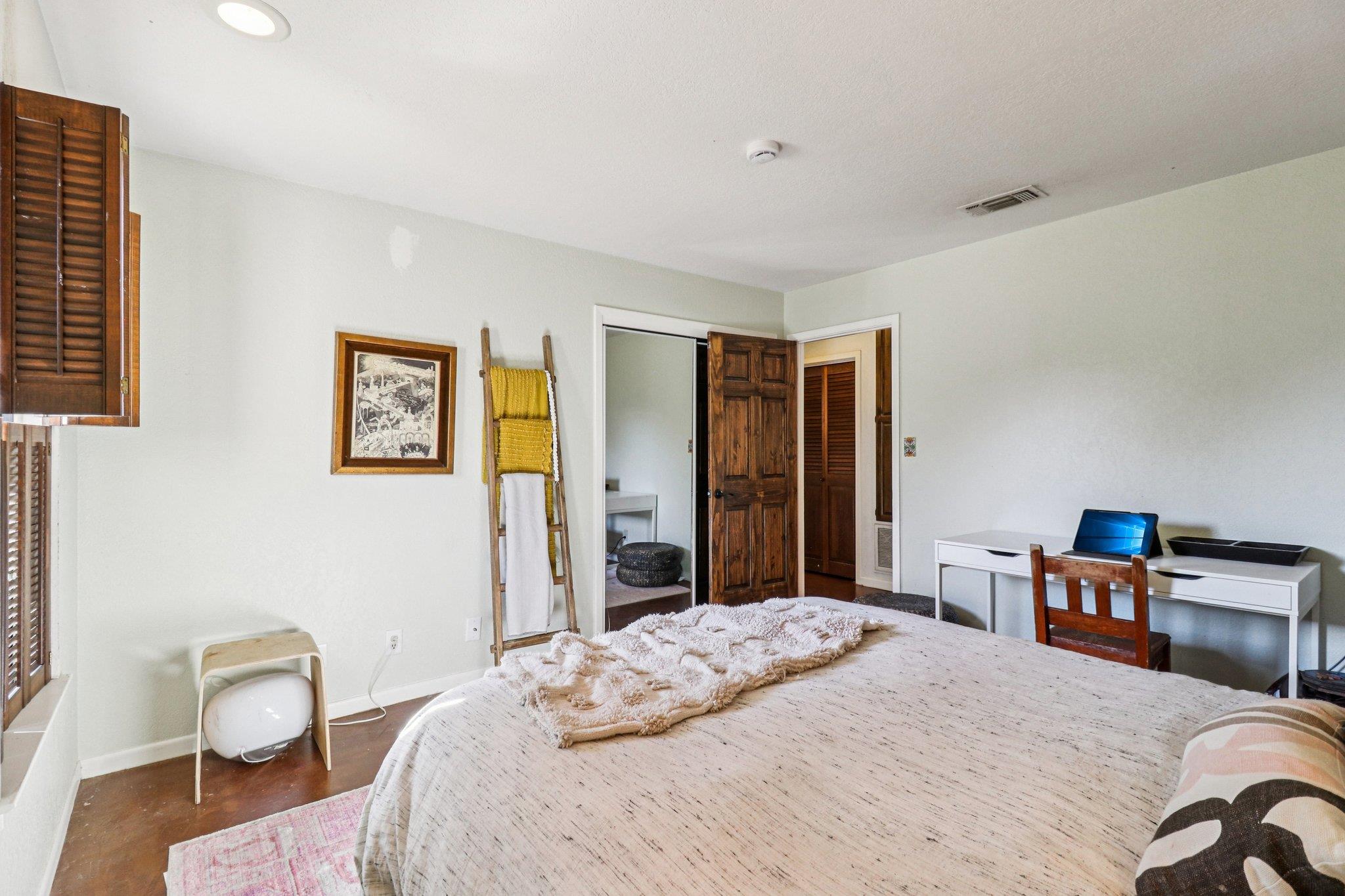 205 Northwood Hills Dr Dr, Fredericksburg, TX 78624