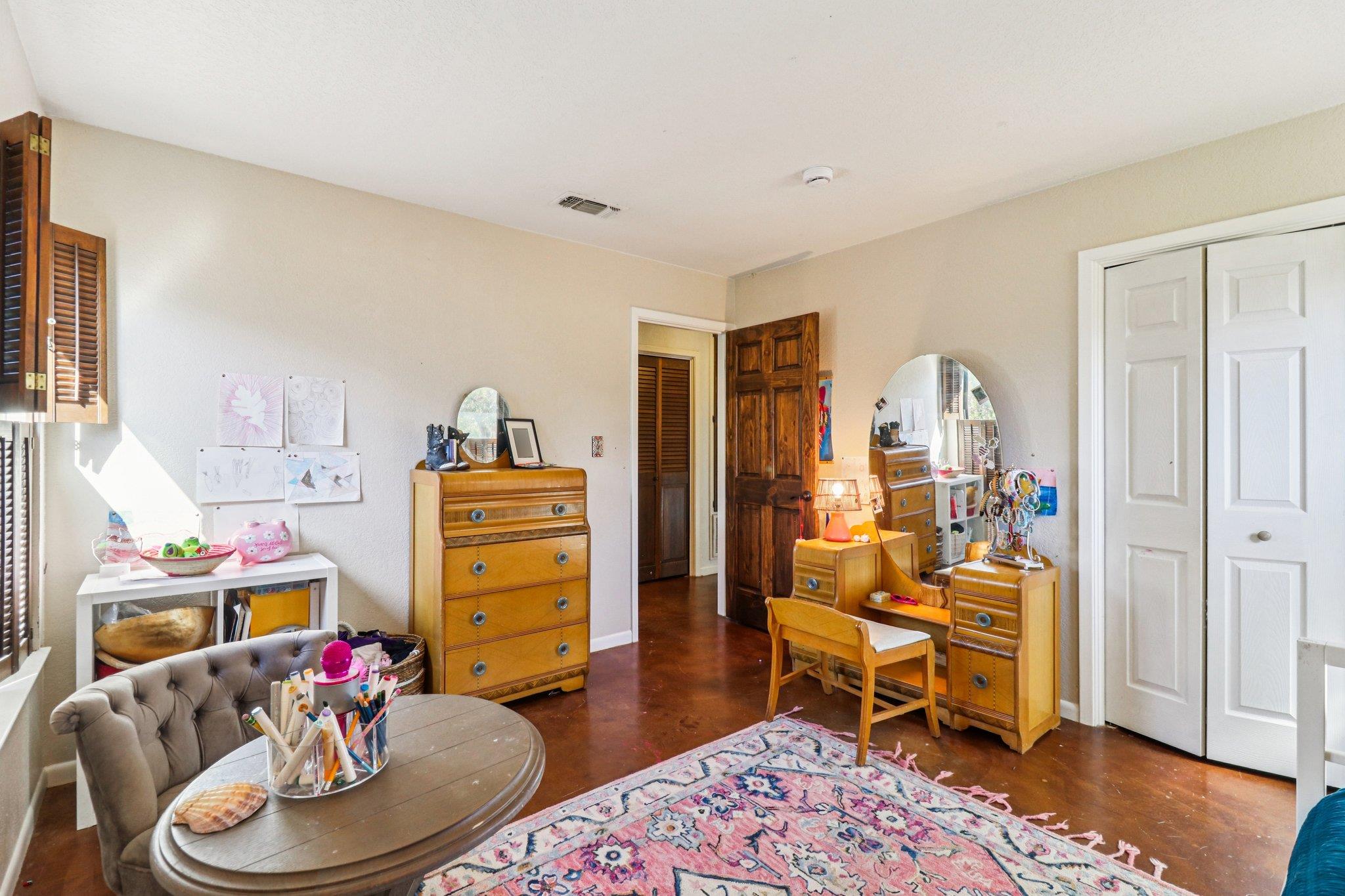 205 Northwood Hills Dr Dr, Fredericksburg, TX 78624