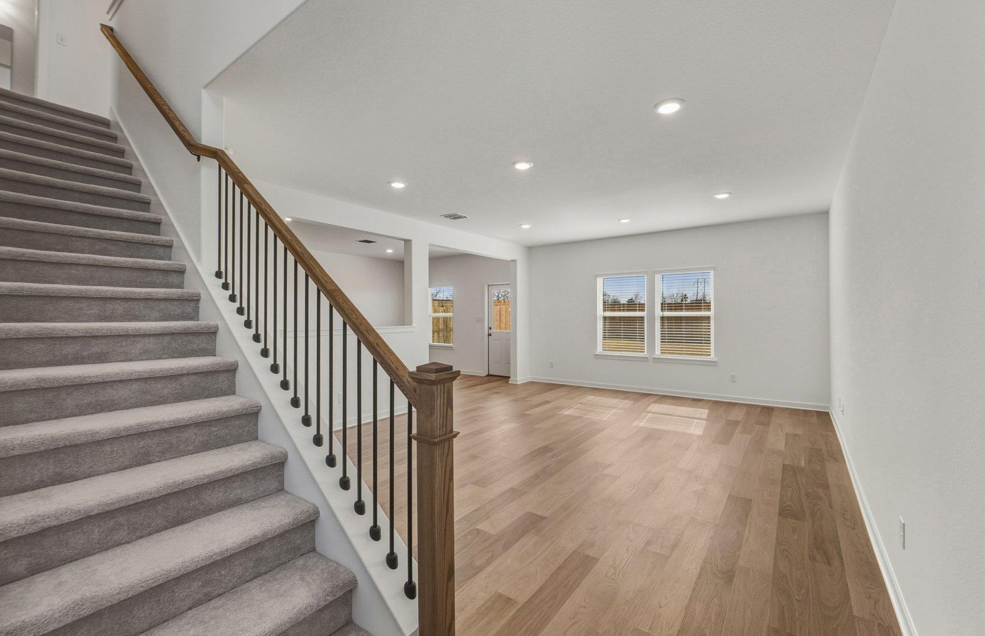 172 Golden Bell Way, Buda, TX 78610