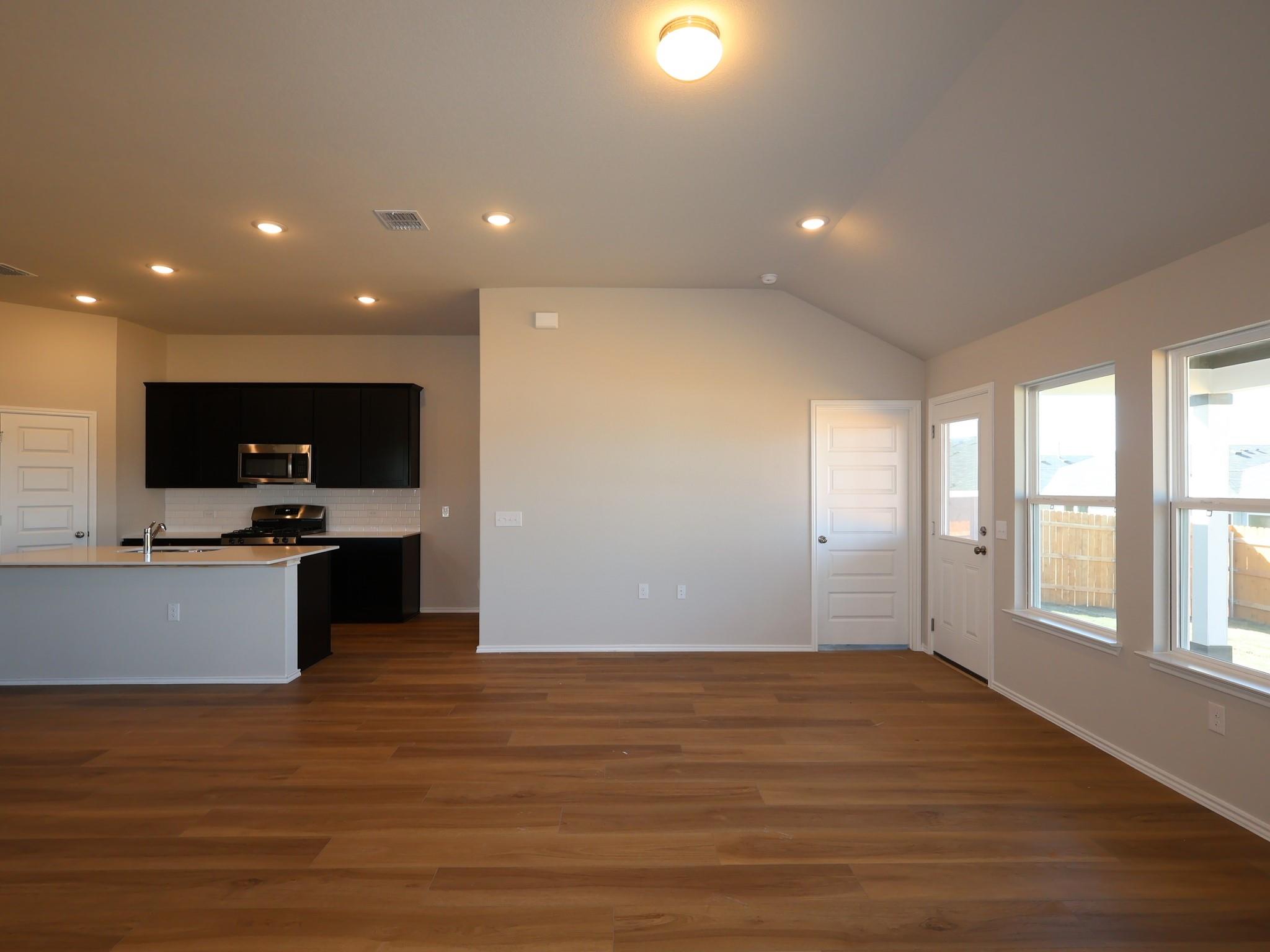 9120 Corvallis Dr, Austin, TX 78747