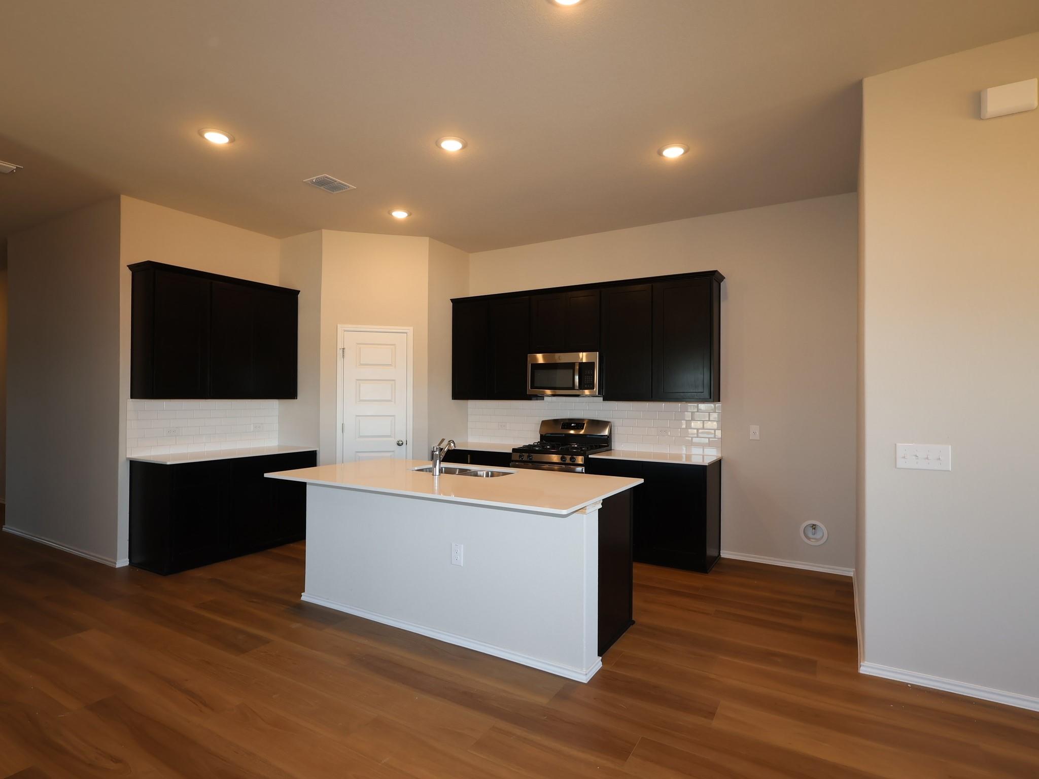 9120 Corvallis Dr, Austin, TX 78747