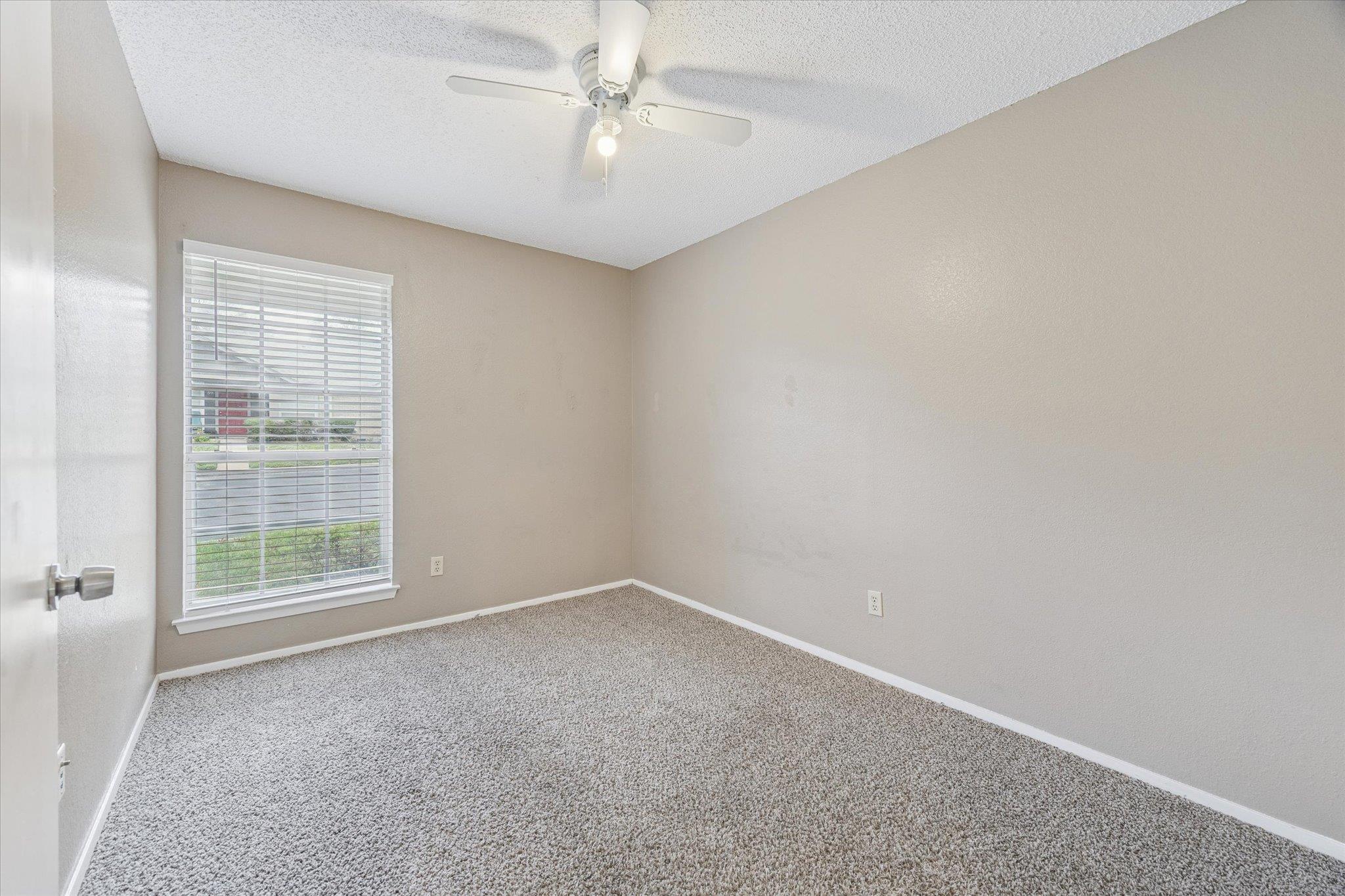 1015 E Yager Ln # 64, Austin, TX 78753