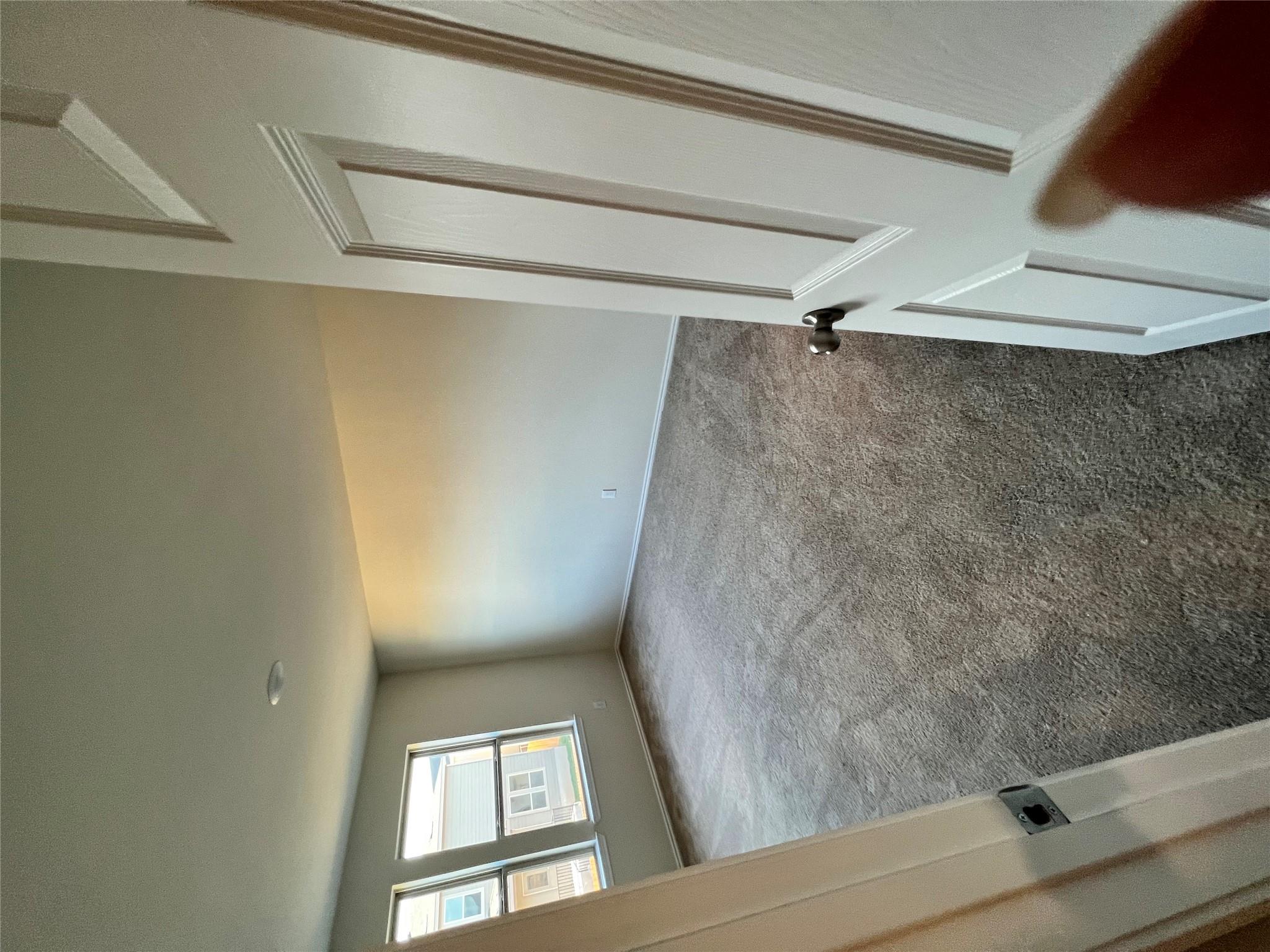 404 Stone Water Ln, Jarrell, TX 76537