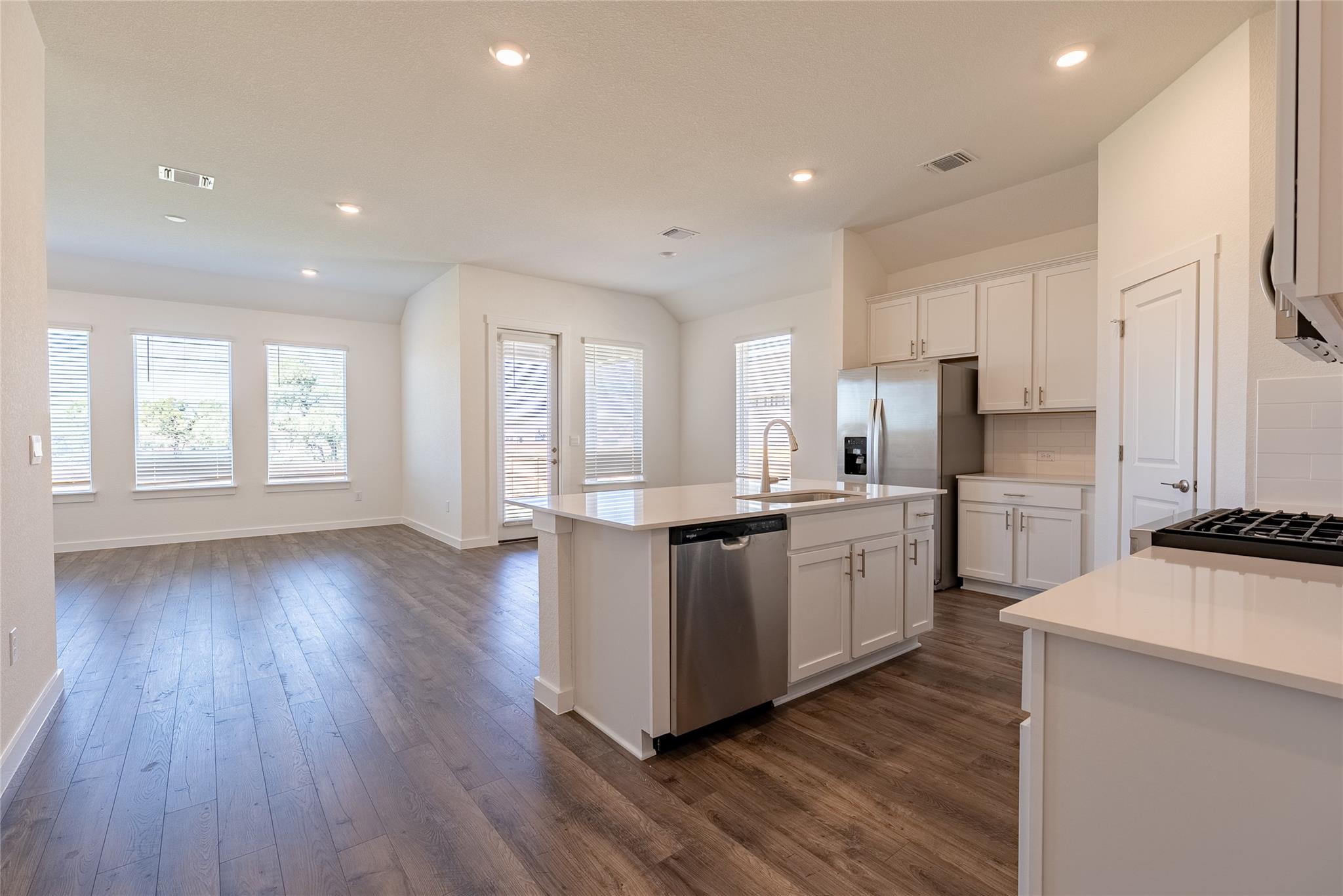 1905 Crooked Creek St, Leander, TX 78641