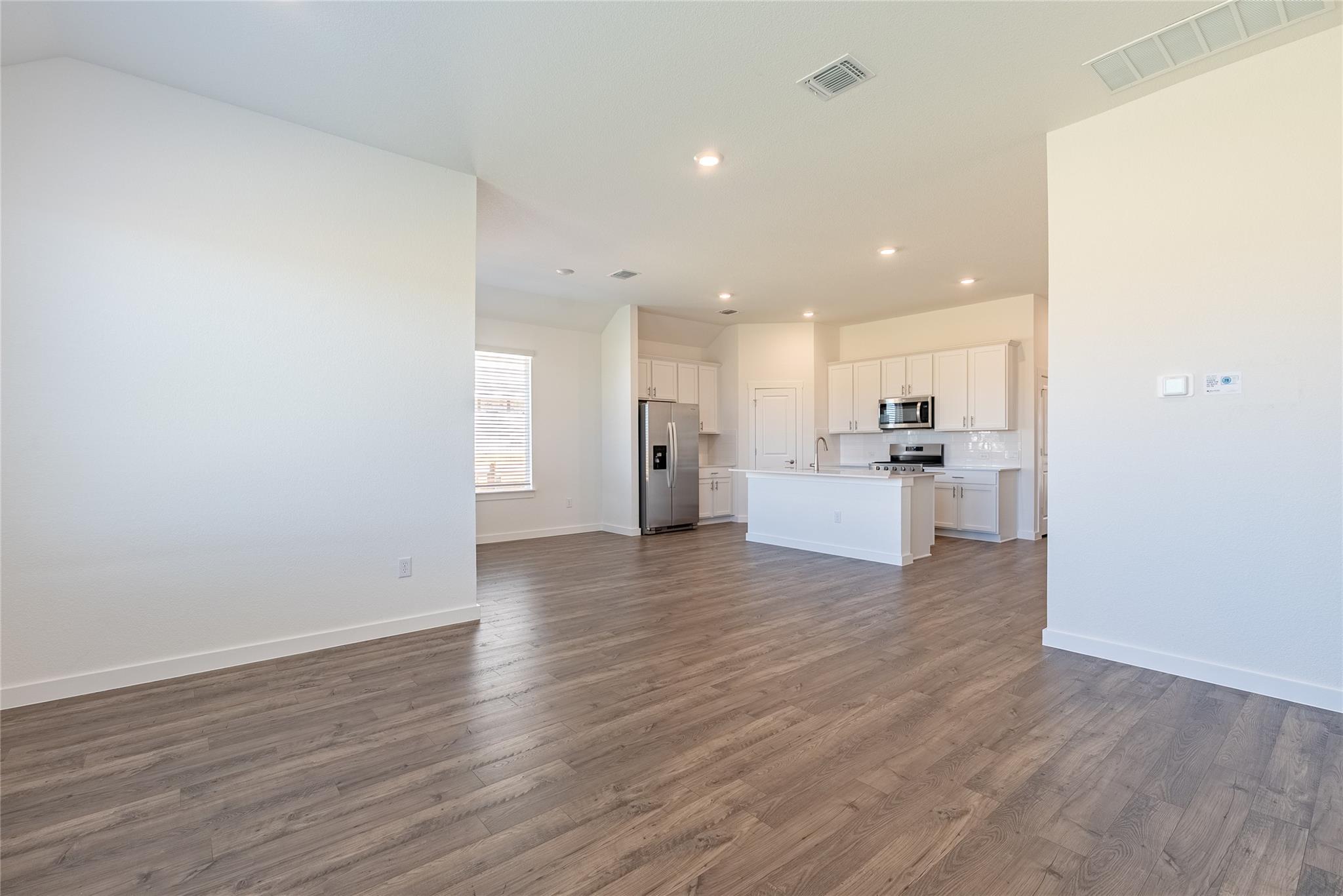 1905 Crooked Creek St, Leander, TX 78641