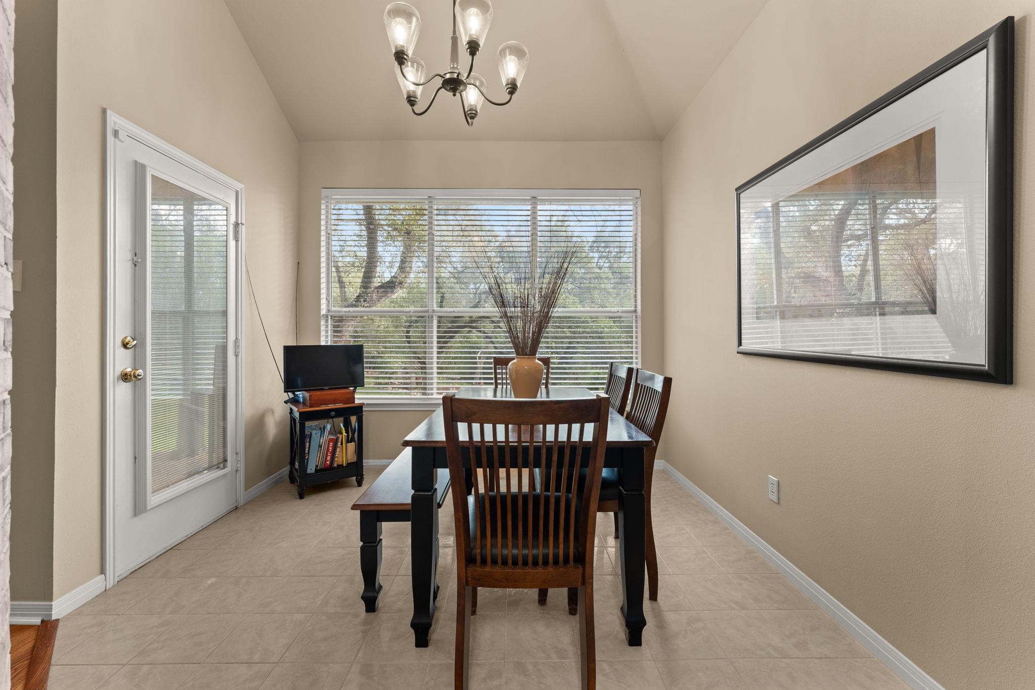 603 Flamingo Blvd, Lakeway, TX 78734