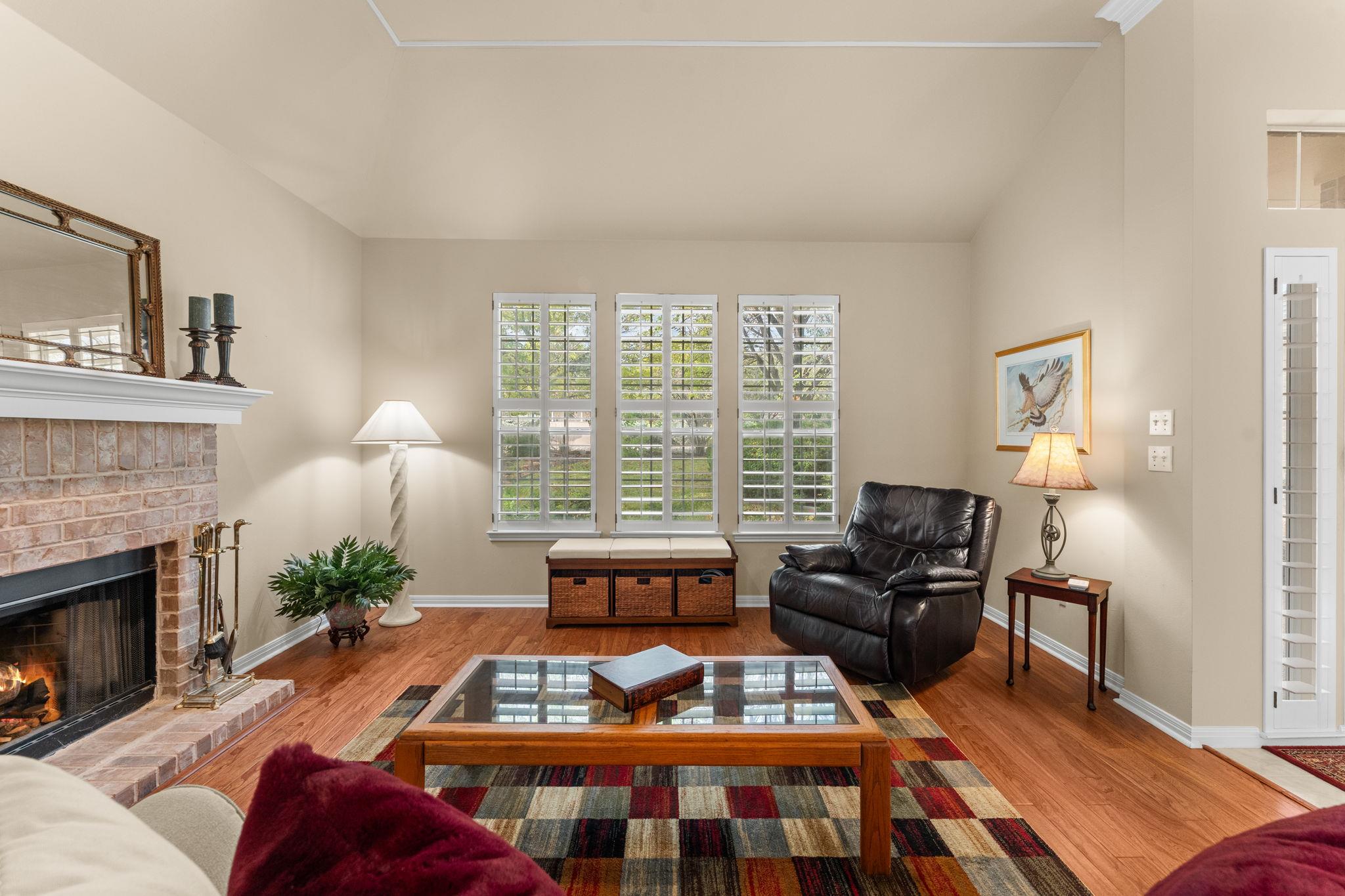 603 Flamingo Blvd, Lakeway, TX 78734