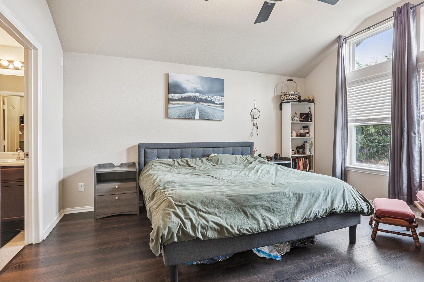 1105 Irina Cv, Hutto, TX 78634