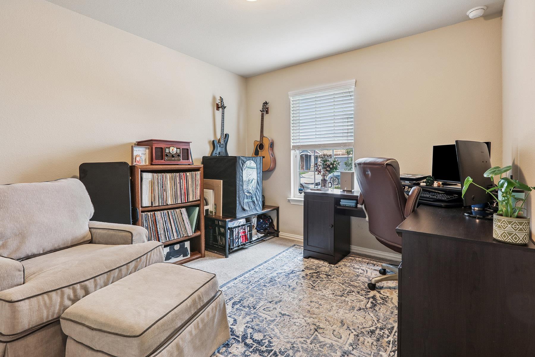 1105 Irina Cv, Hutto, TX 78634