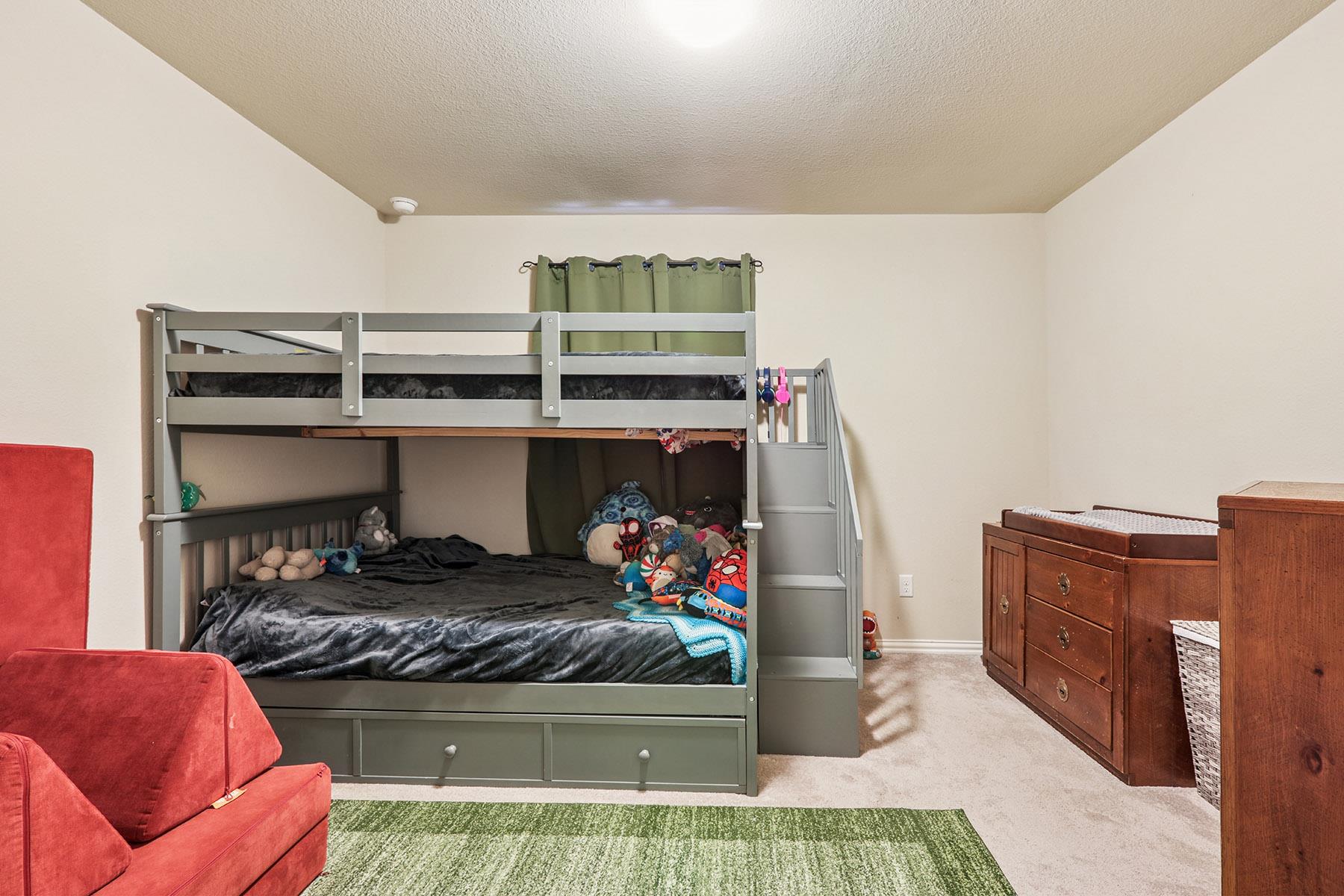 1105 Irina Cv, Hutto, TX 78634