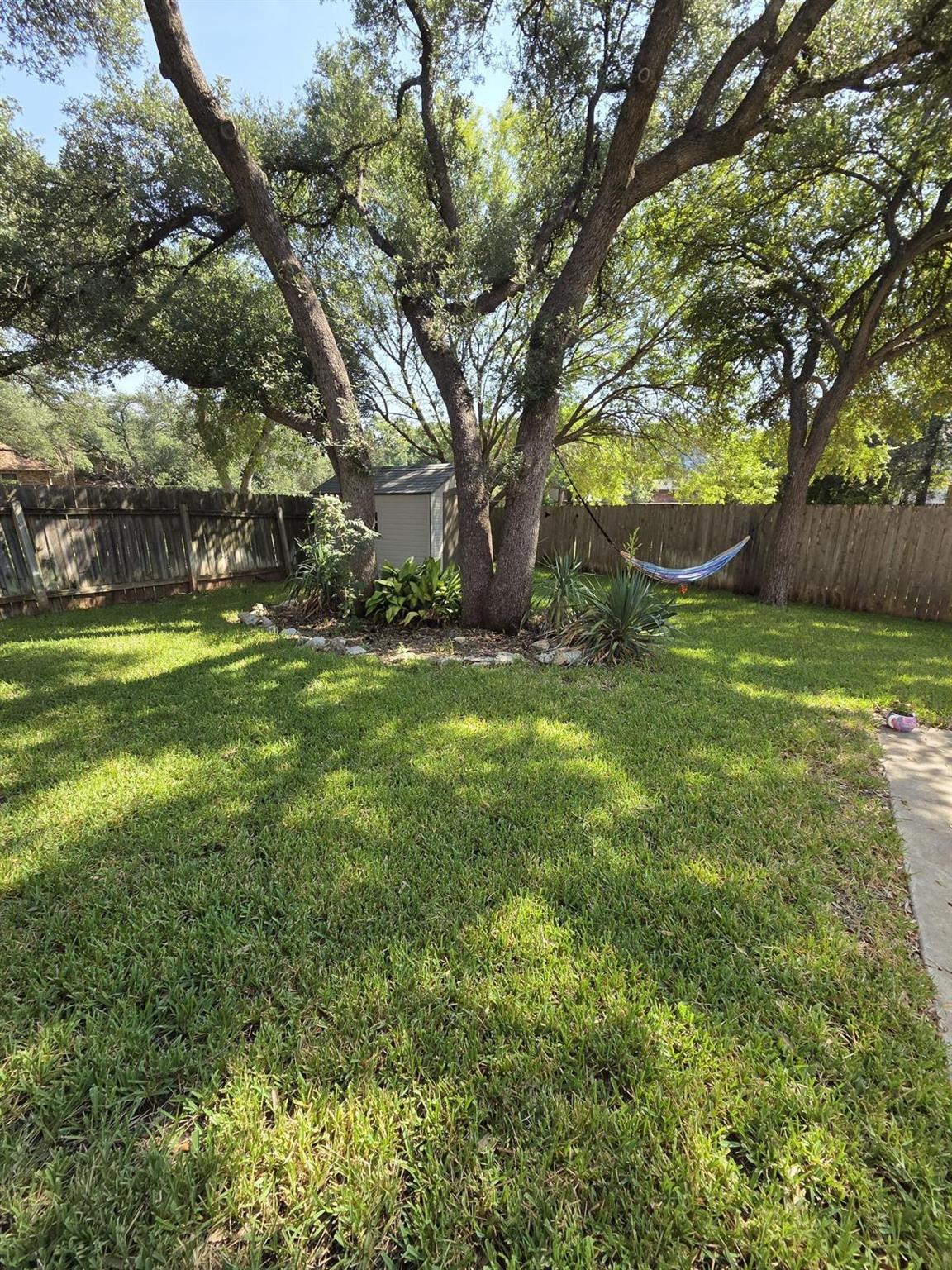 1203 Cardinal Ln, Round Rock, TX 78681
