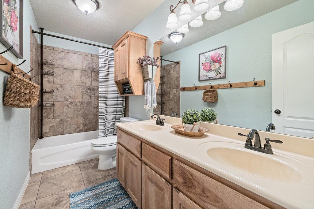 153 Ranger Blvd, Salado, TX 76571