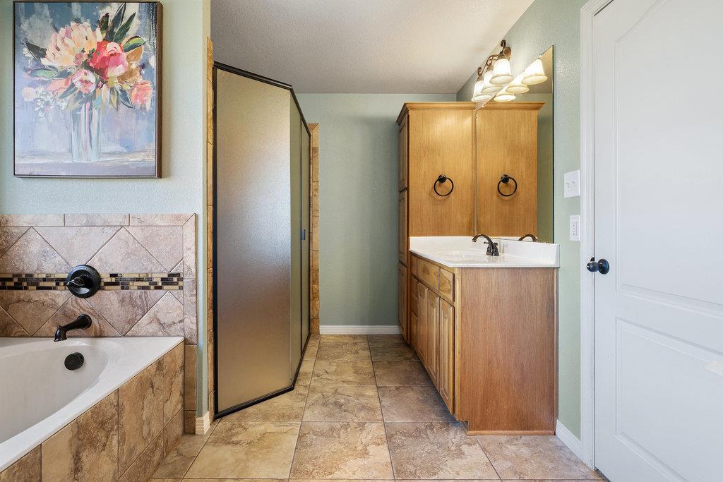 153 Ranger Blvd, Salado, TX 76571