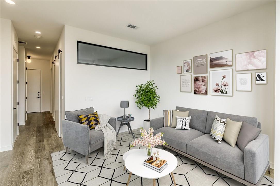 800 Embassy Dr # 407, Austin, TX 78702