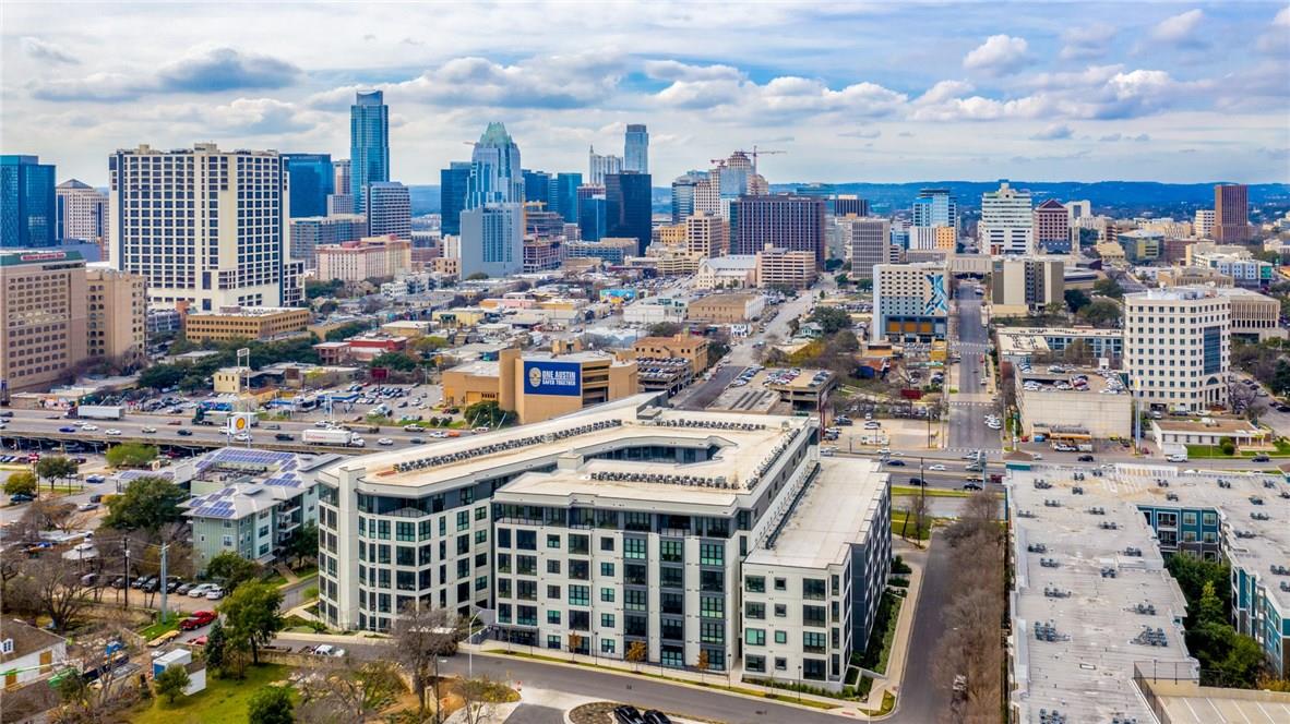 800 Embassy Dr # 407, Austin, TX 78702