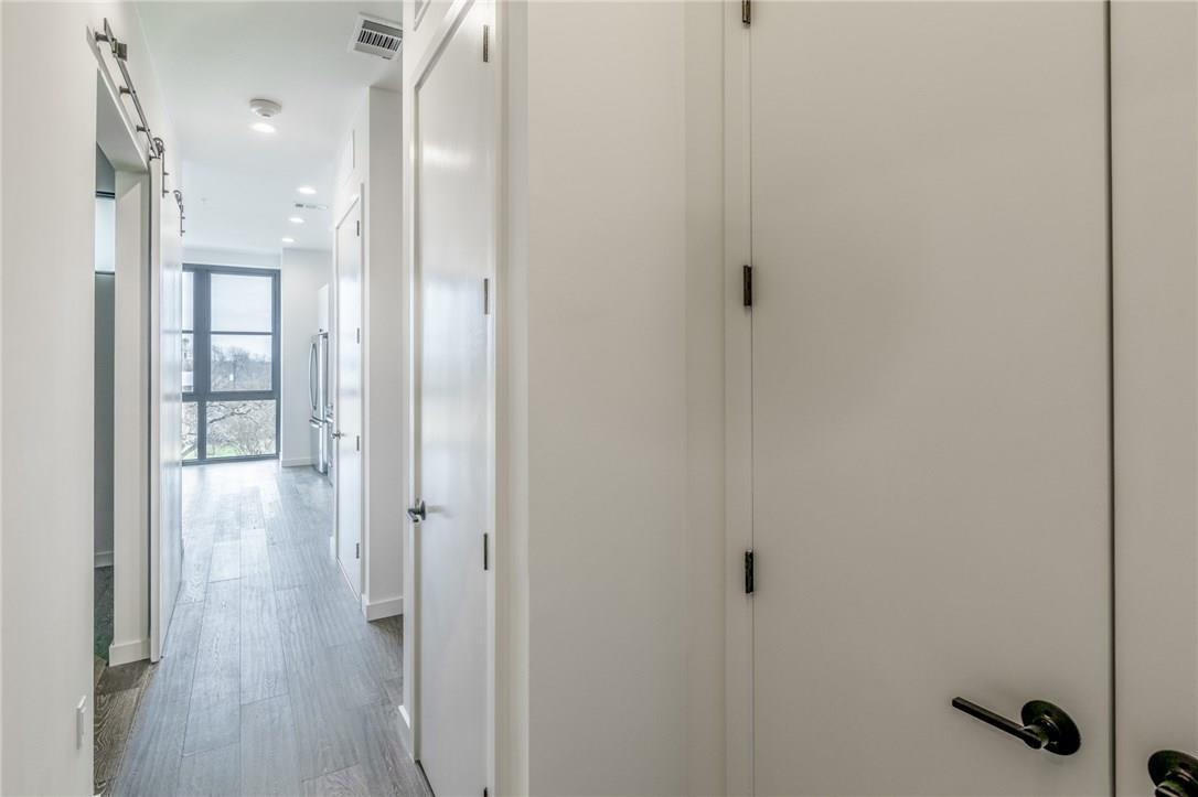 800 Embassy Dr # 407, Austin, TX 78702