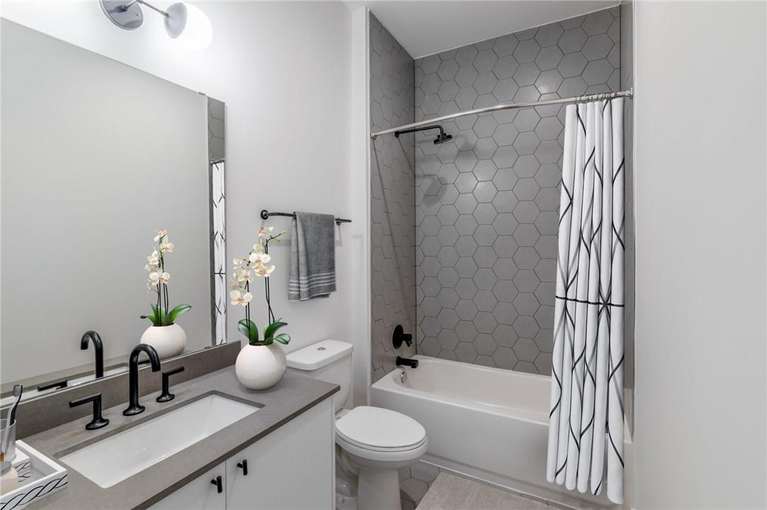 800 Embassy Dr # 407, Austin, TX 78702