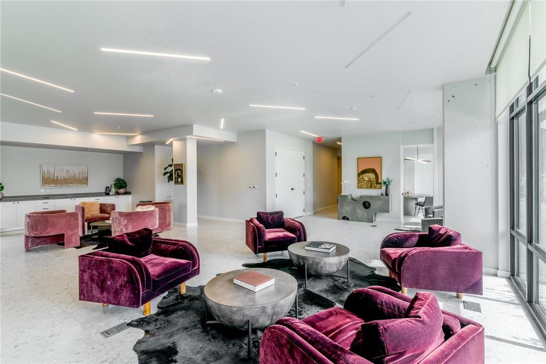 800 Embassy Dr # 407, Austin, TX 78702