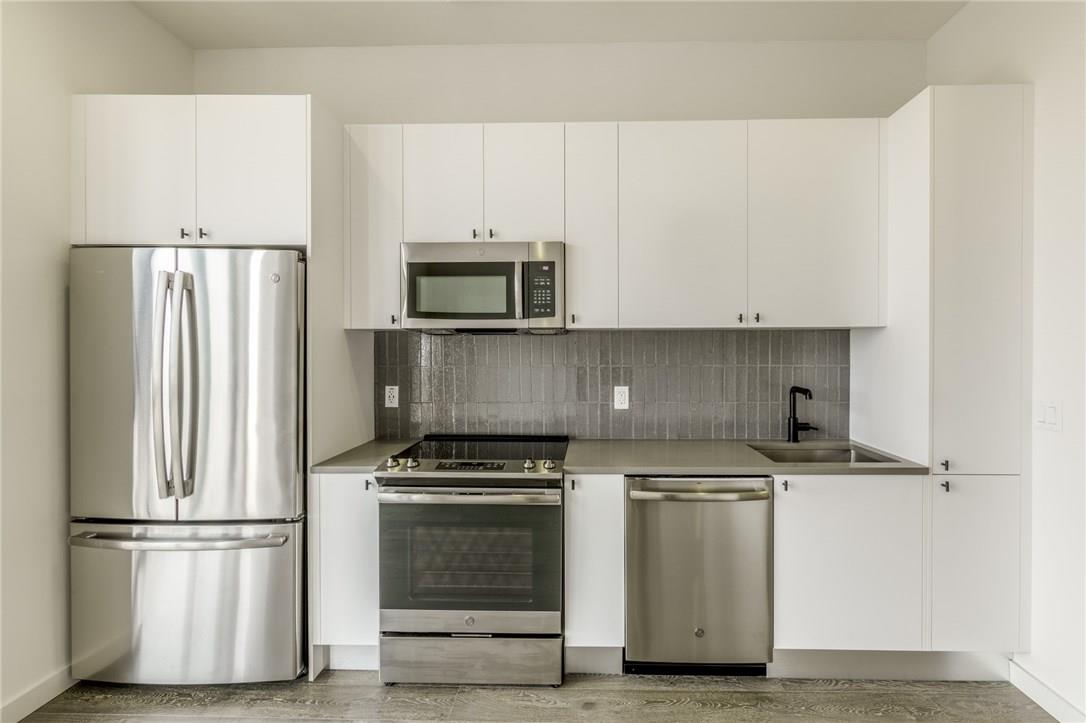 800 Embassy Dr # 407, Austin, TX 78702