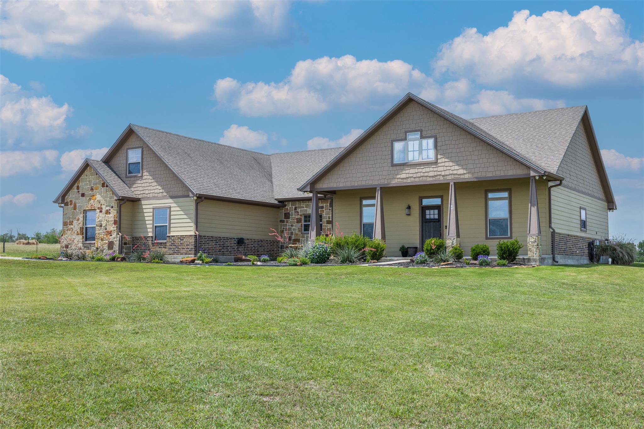 2232 FM 975, Caldwell, TX 77836