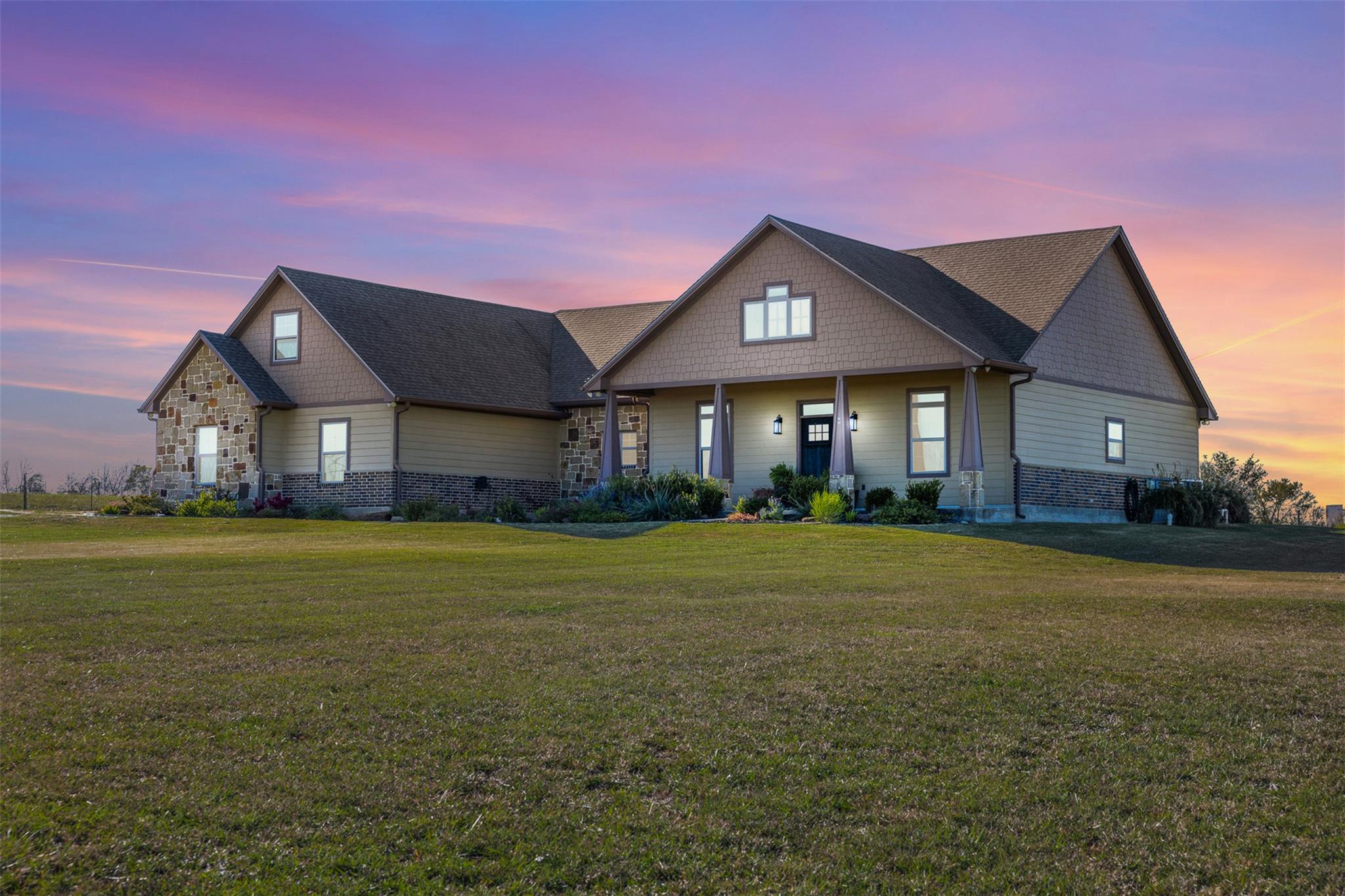 2232 FM 975, Caldwell, TX 77836