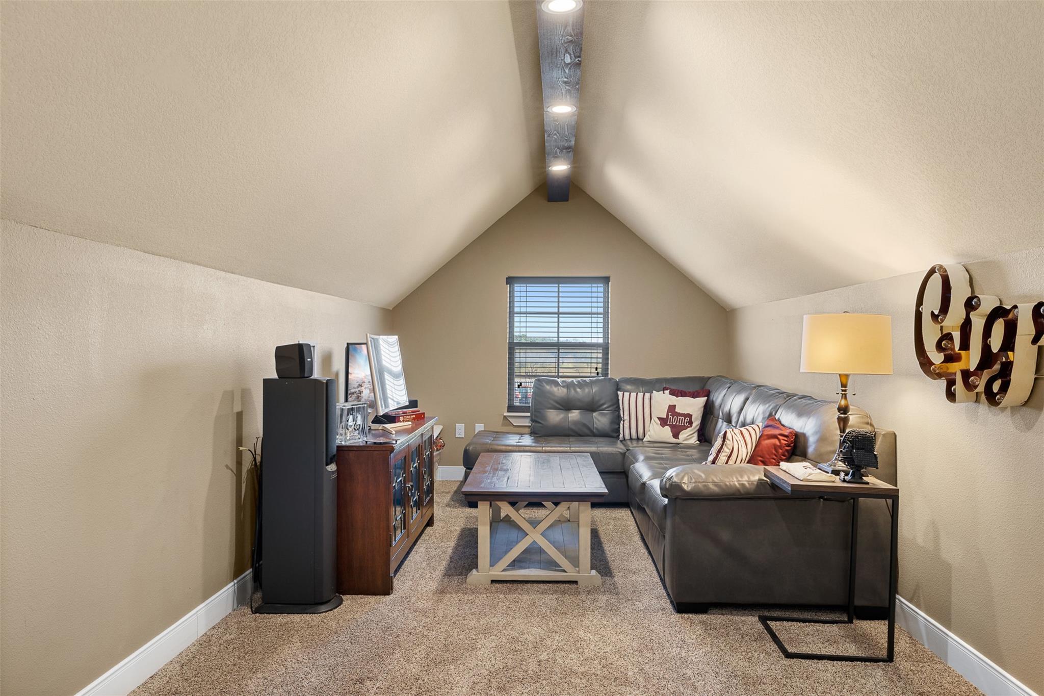 2232 FM 975, Caldwell, TX 77836