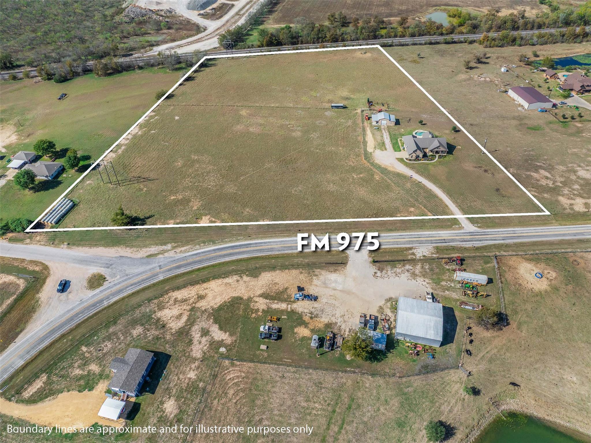 2232 FM 975, Caldwell, TX 77836